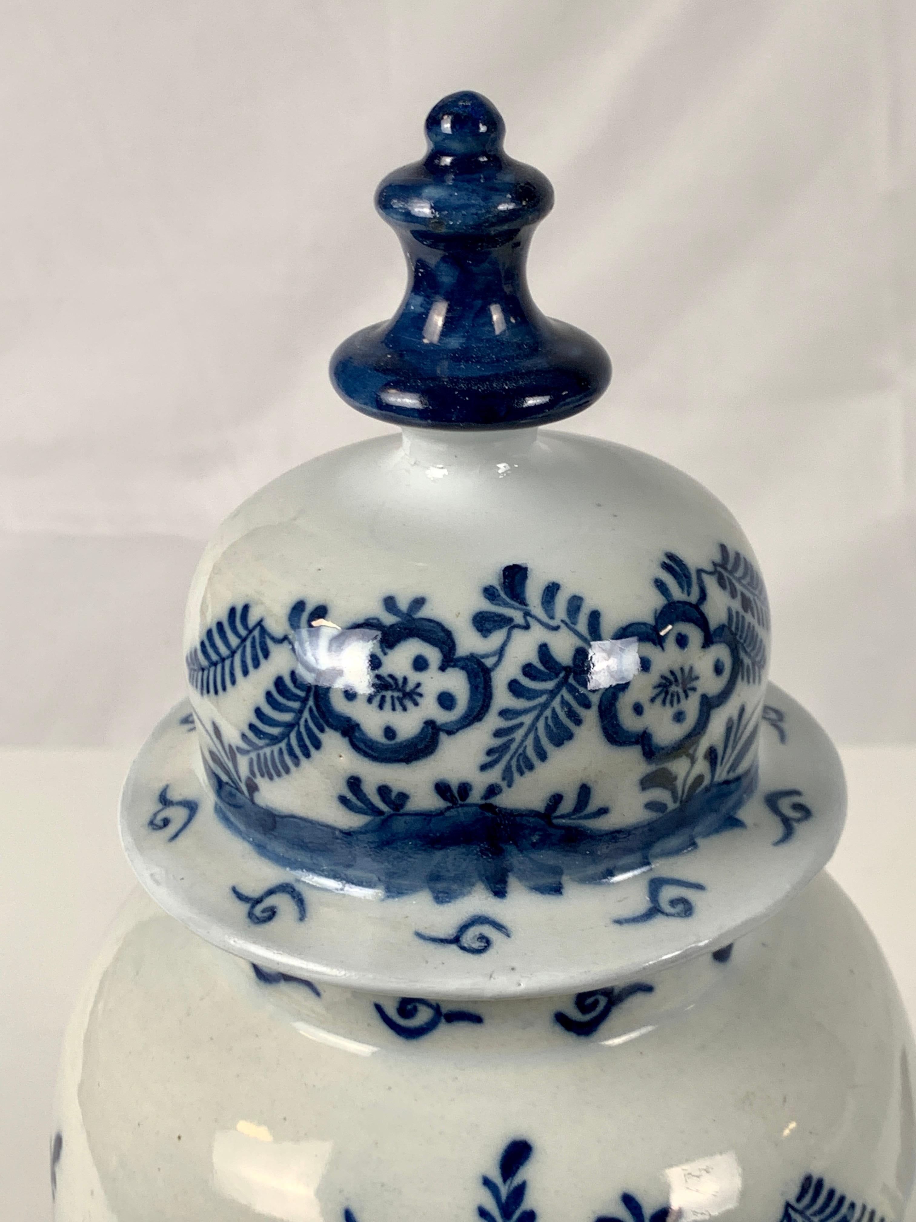 Chinoiserie Blue and White Delft Mantle Jar Hand-Painted 18th Century Netherlands Circa 1780 For Sale