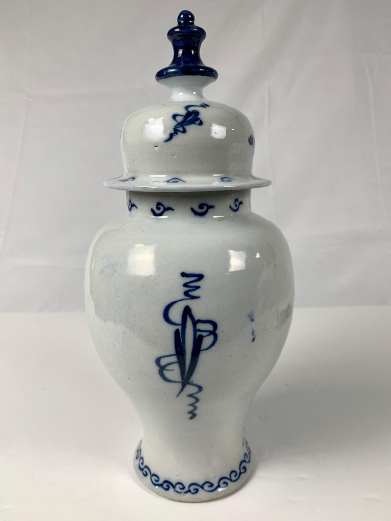 Dutch Blue and White Delft Mantle Jar Hand-Painted 18th Century Netherlands Circa 1780 For Sale