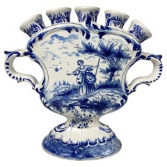 Porte-tuile ou tulipe en faïence de Delft bleu et blanc fabriqué au 19ème siècle vers 1870