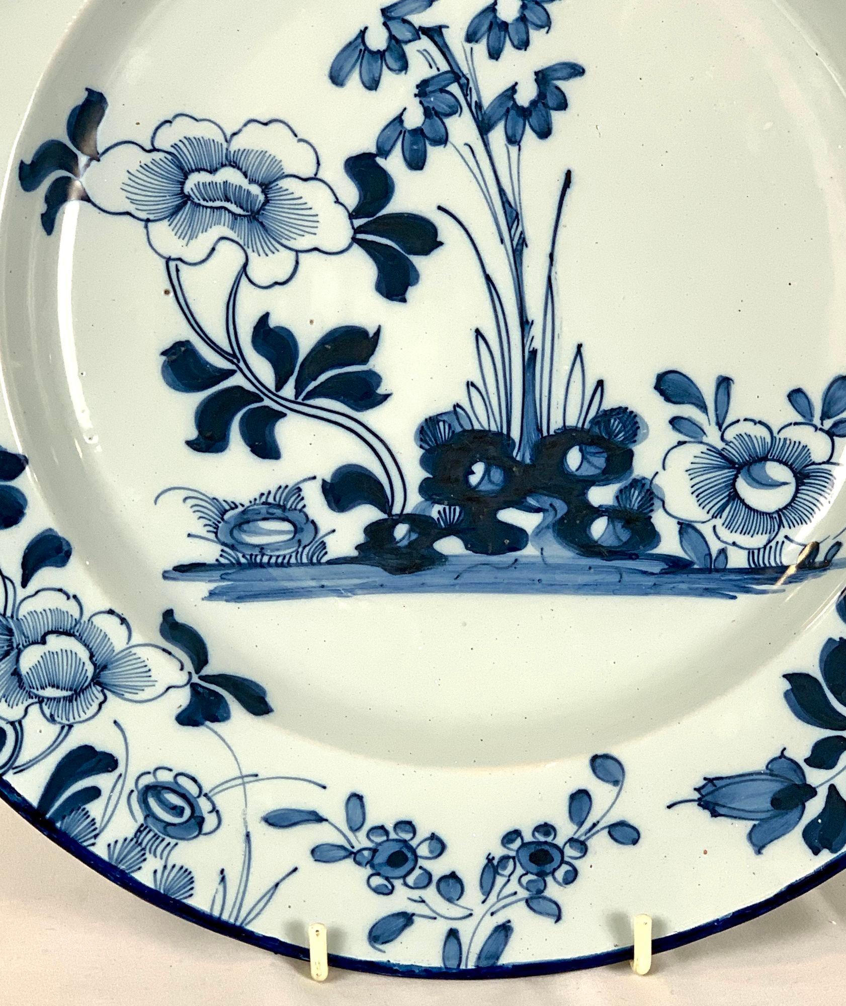 Blue and White Dutch Delft Charger Hand Painted Mid 18th Century Circa 1760 For Sale 2