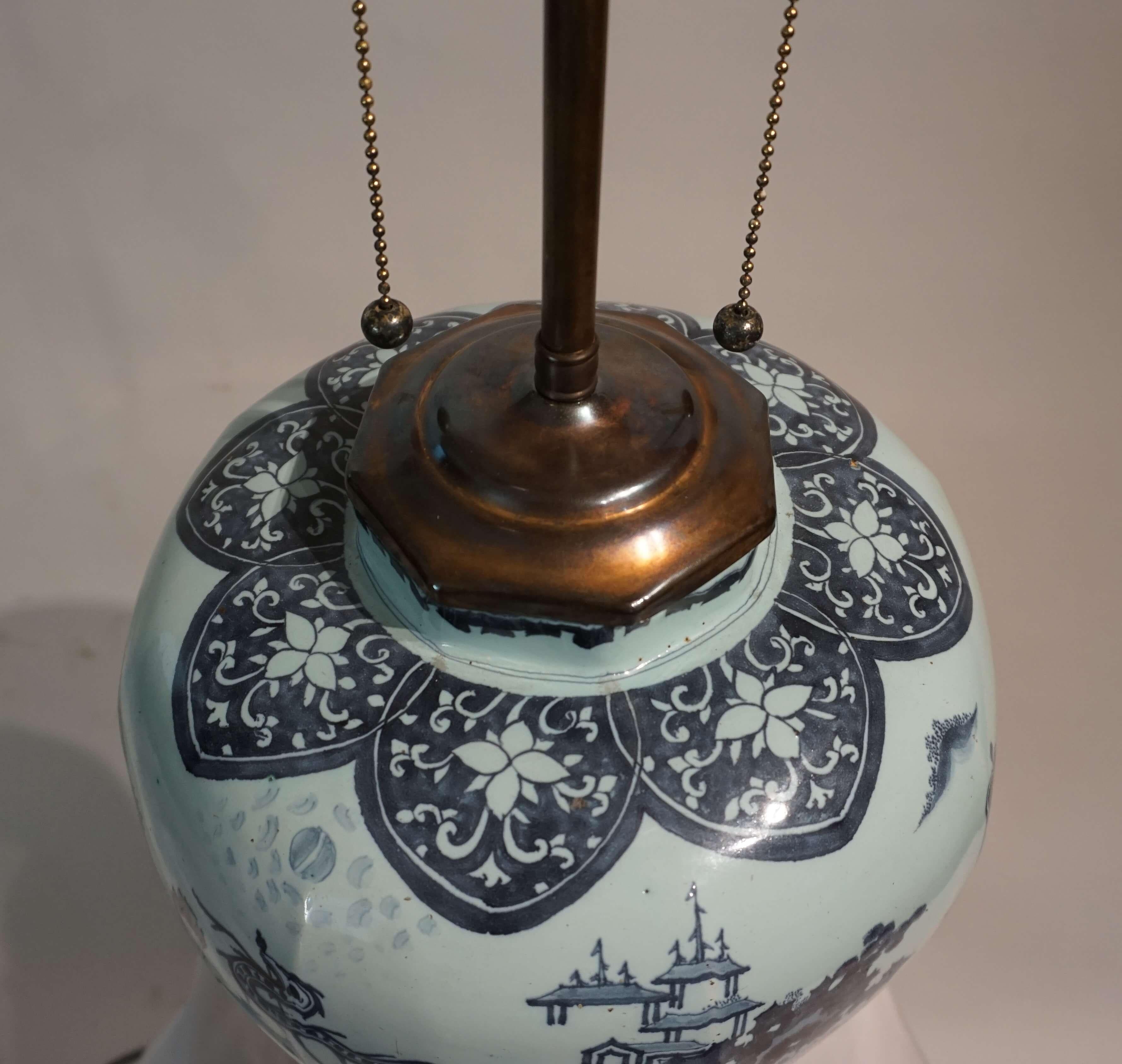 Blue and White Dutch Delft Chinoiserie Baluster Vase Table Lamp, circa 1670 4