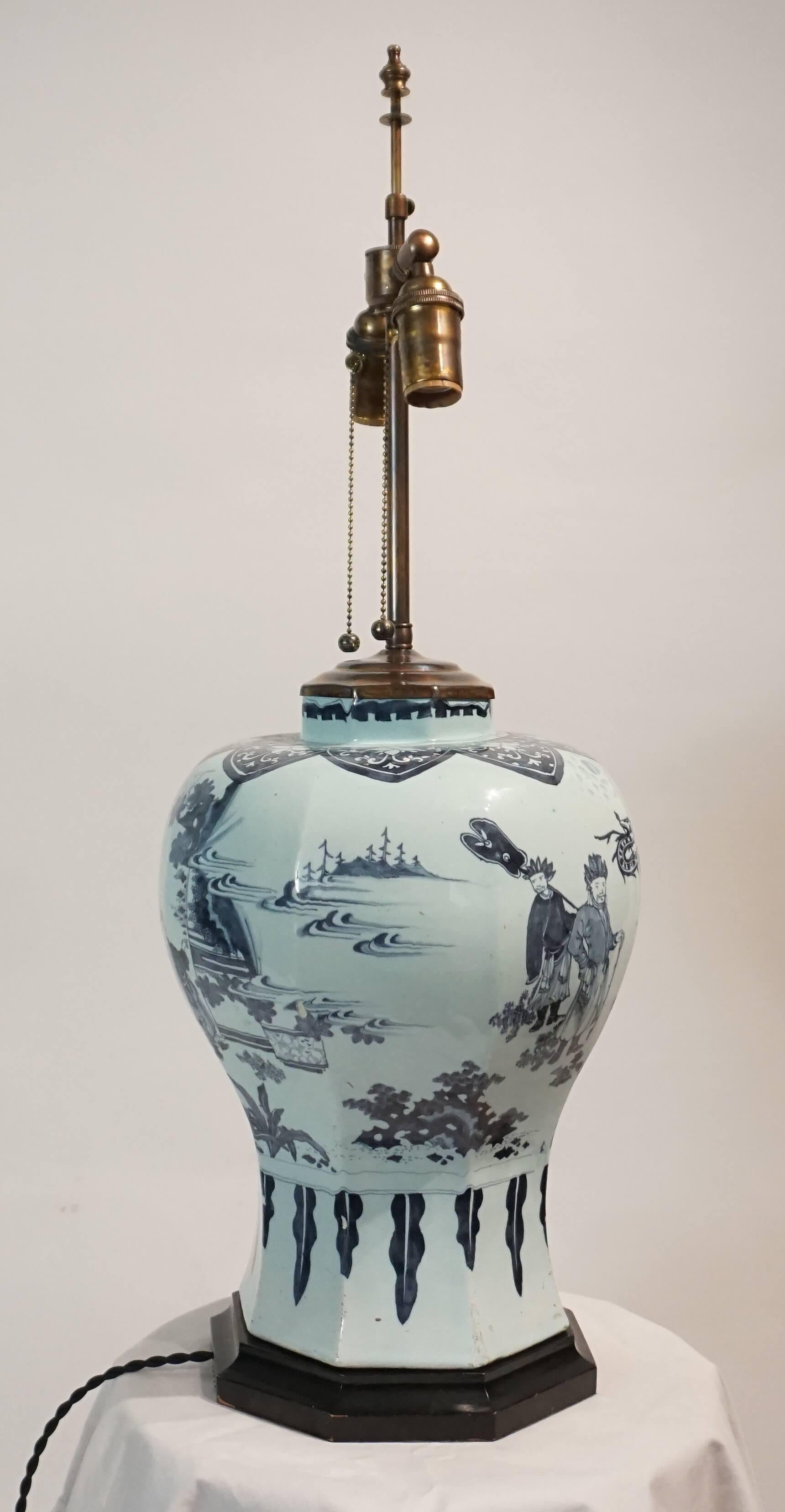 17th Century Blue and White Dutch Delft Chinoiserie Baluster Vase Table Lamp, circa 1670