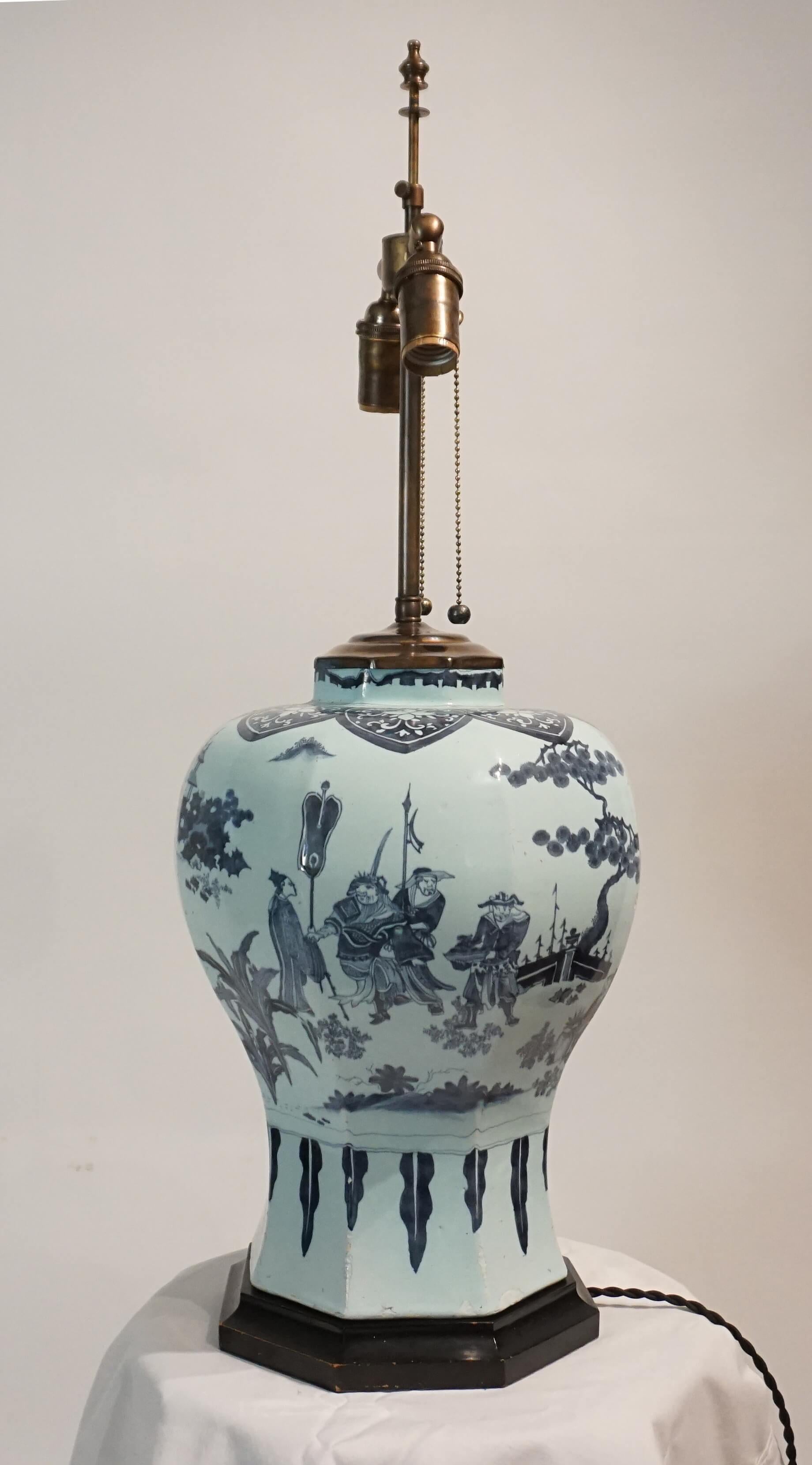 Blue and White Dutch Delft Chinoiserie Baluster Vase Table Lamp, circa 1670 1