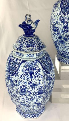 Blaue und weiße holländische Delft Jars Satz von 3 Hand gemalt CIRCA 1860