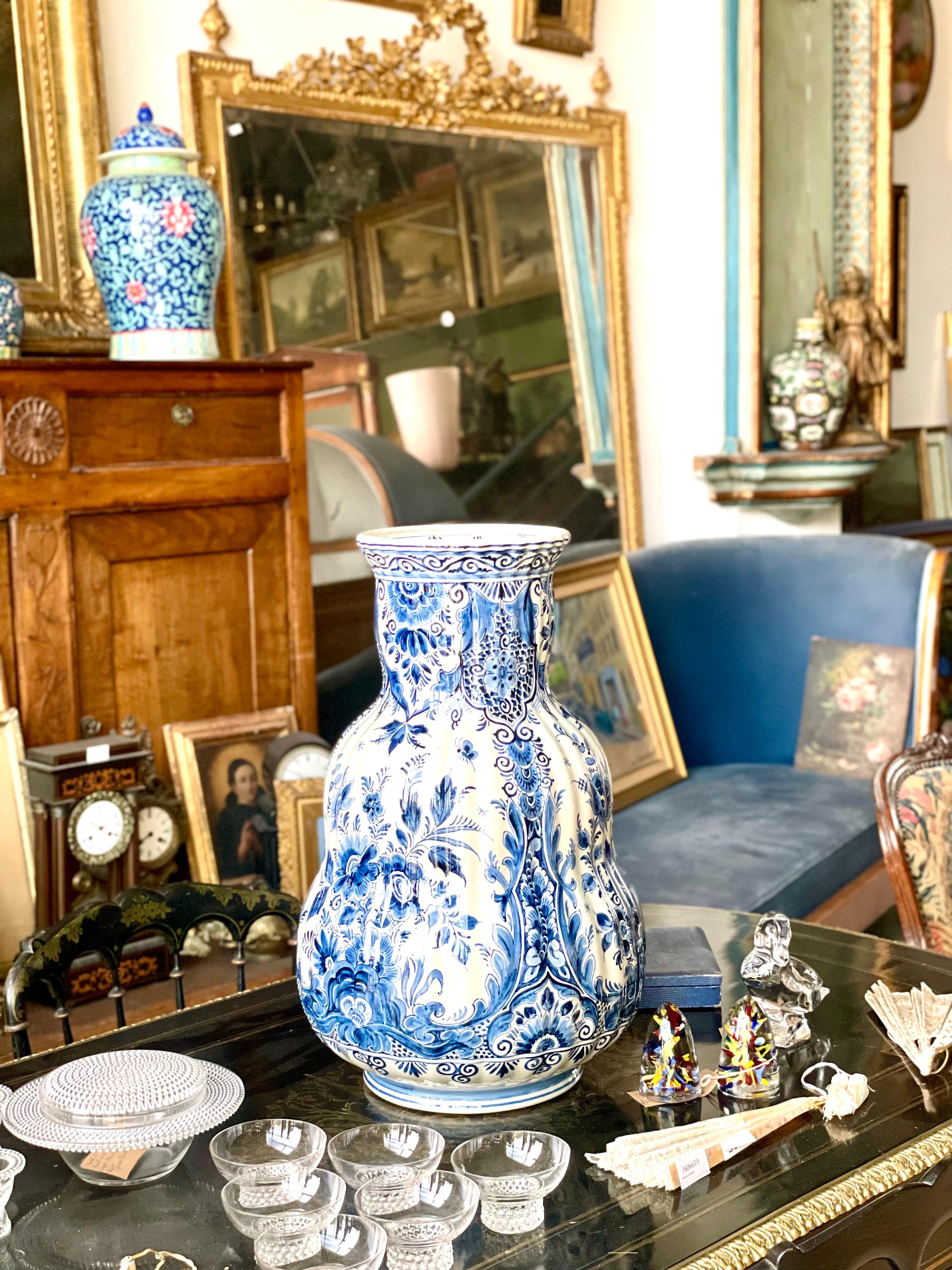 Large Blue and White Dutch Royal Delft Earthenware Vase 4