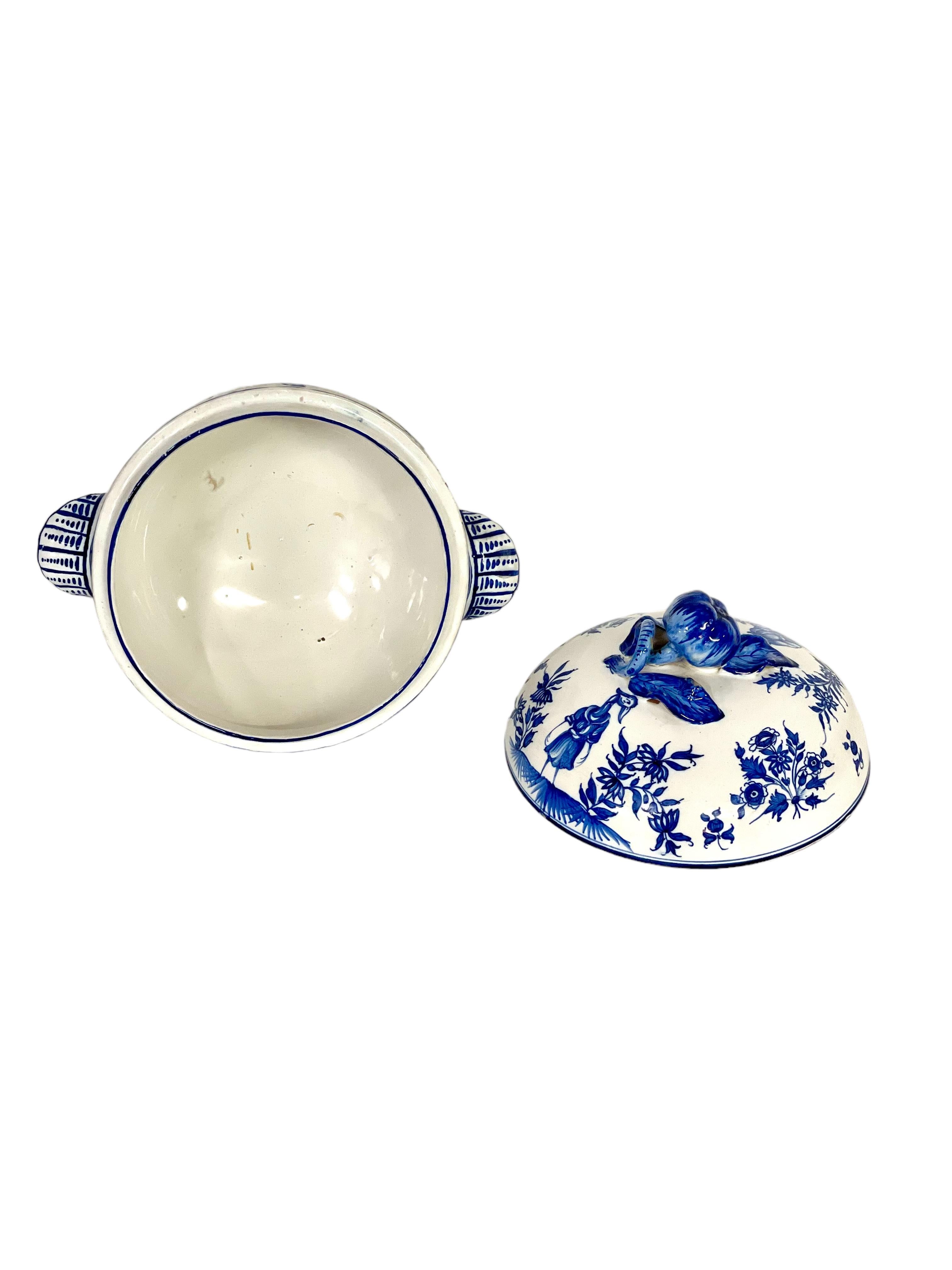 Blue and White Earthenware Lidded Tureen with Fantastical Decoration In Good Condition For Sale In LA CIOTAT, FR