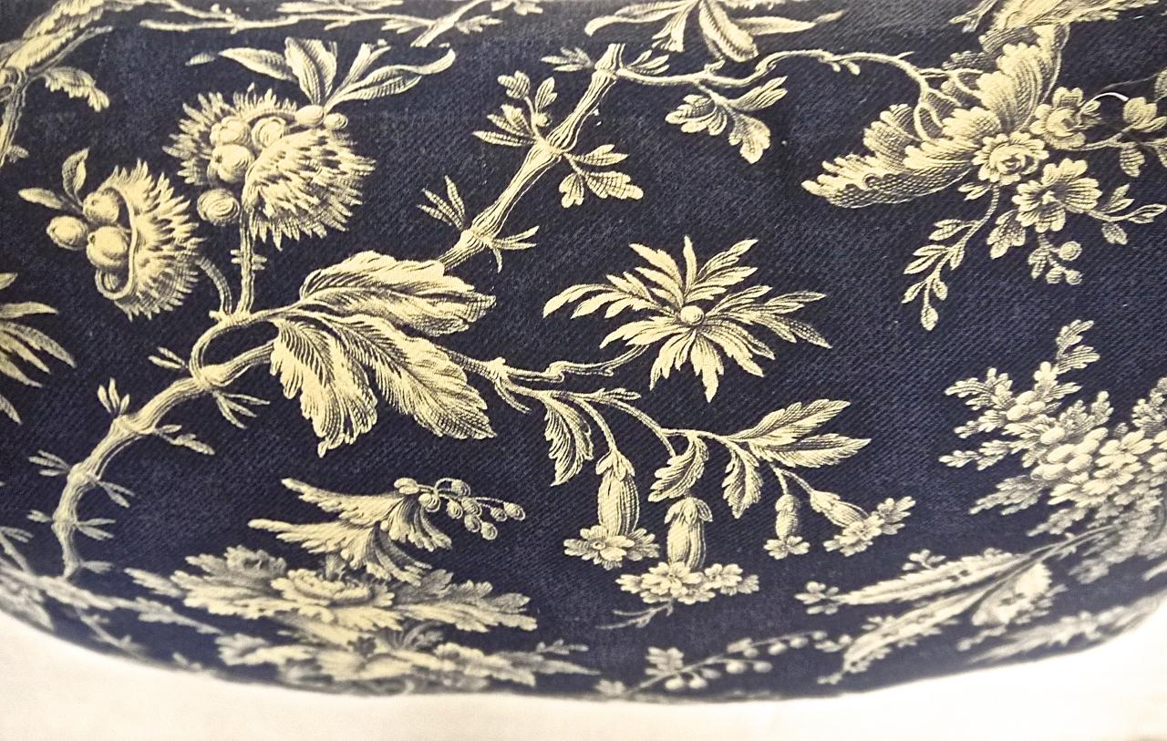 Blue and White Exotic Flowers Cotton Pillow, French, 19th Century For Sale 3