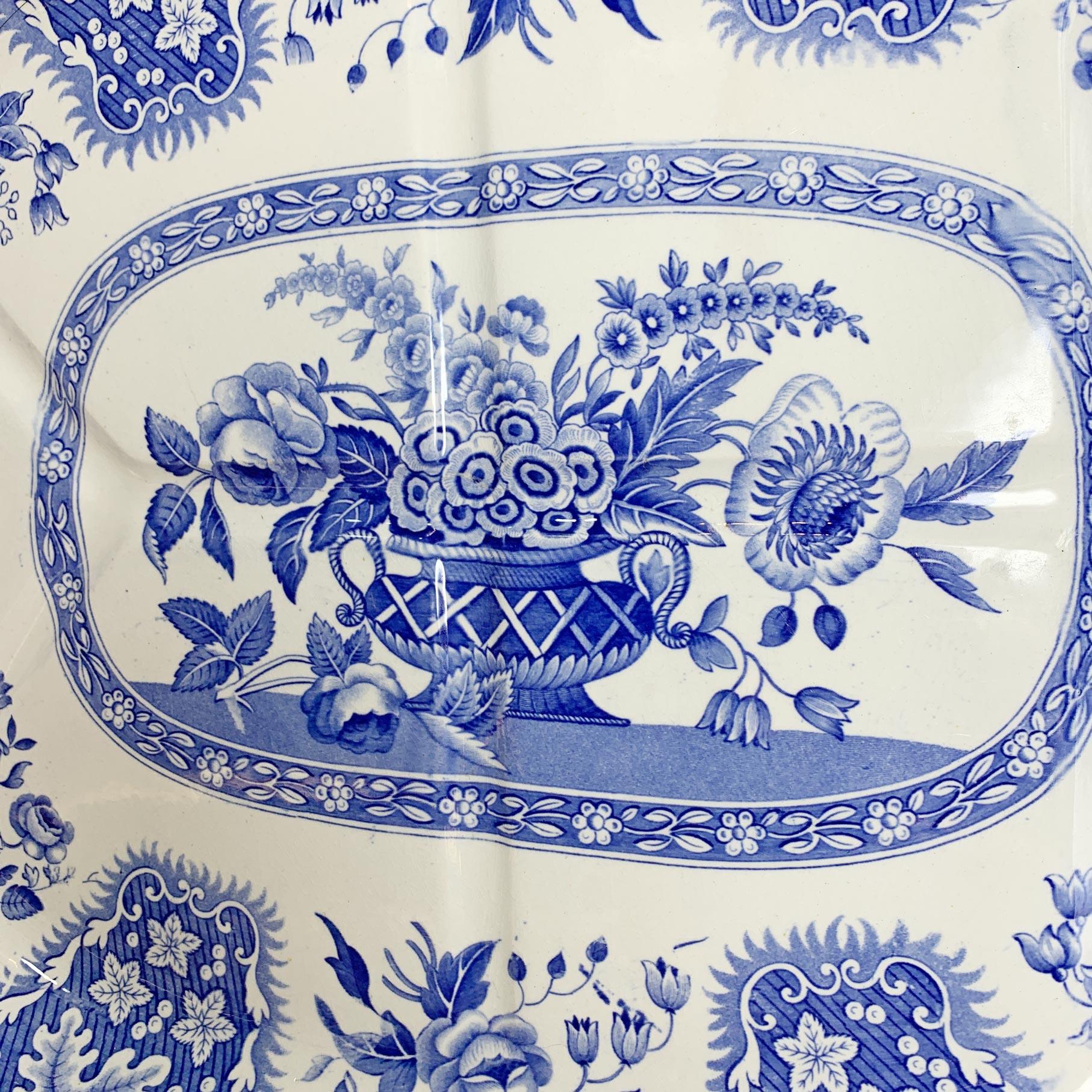Plato Floral Azul y Blanco Spode Inglaterra Inglés en venta