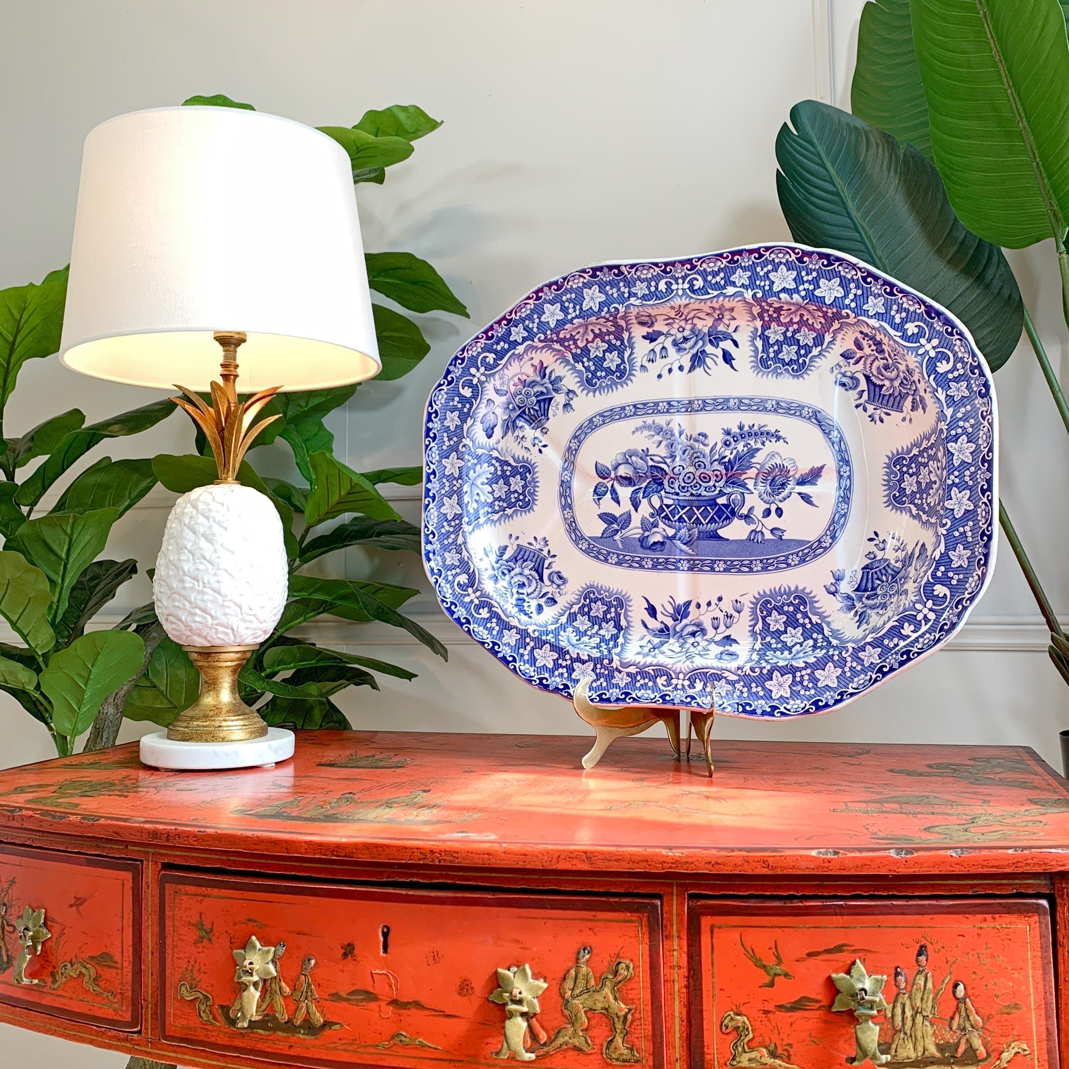Plato Floral Azul y Blanco Spode Inglaterra Hecho a mano en venta