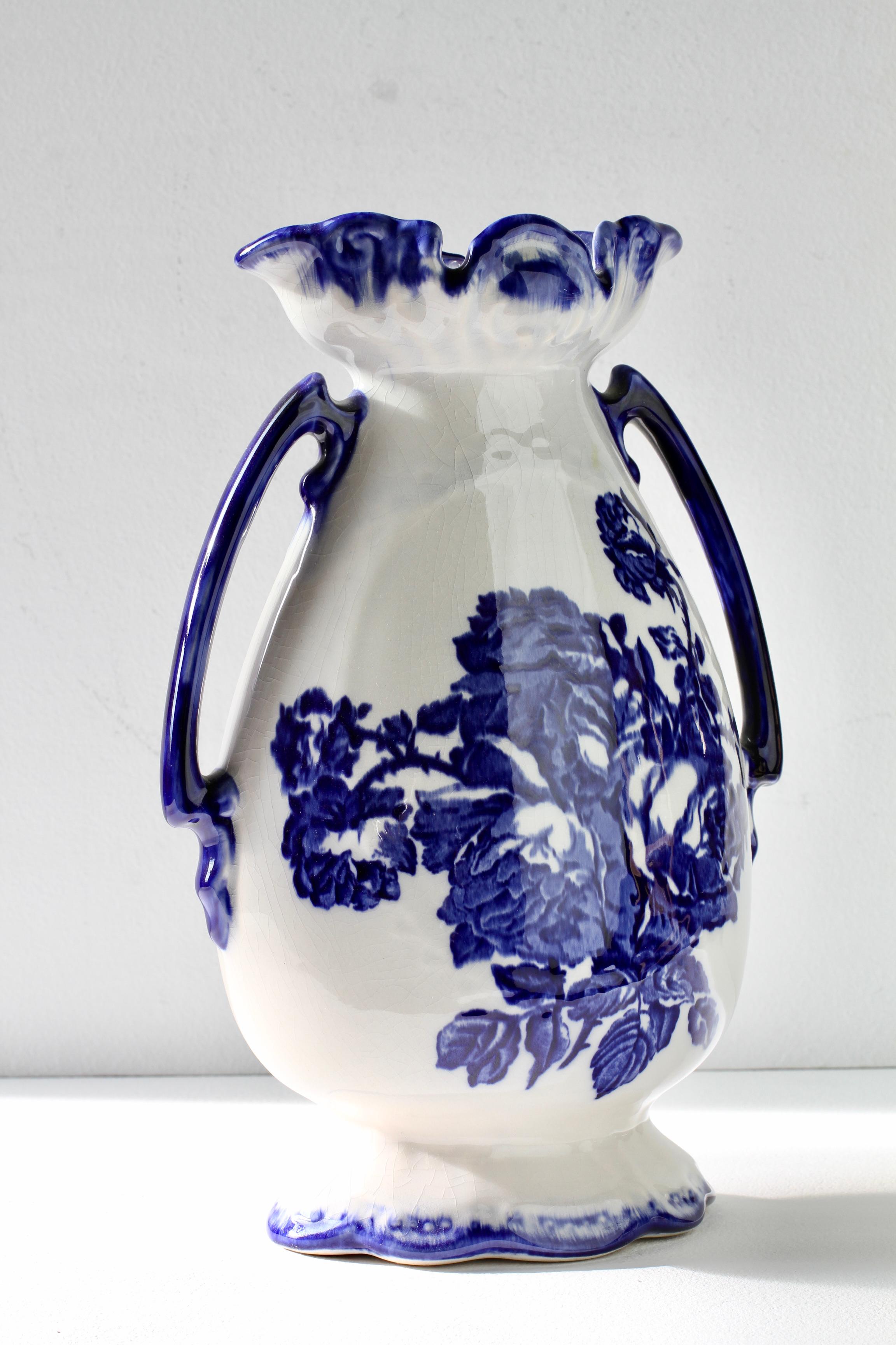 Blue and White Flowers Victorian Style Staffordshire Ironstone Pottery Vase For Sale 3