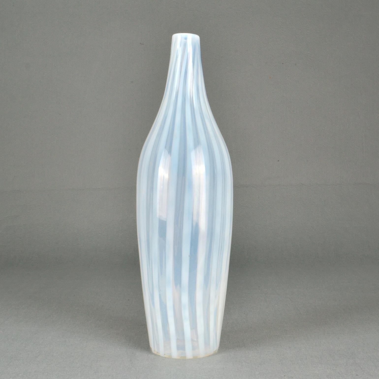 Mid-Century Modern Blue and White Hand Blown Vases by Leerdam, 1960s For Sale