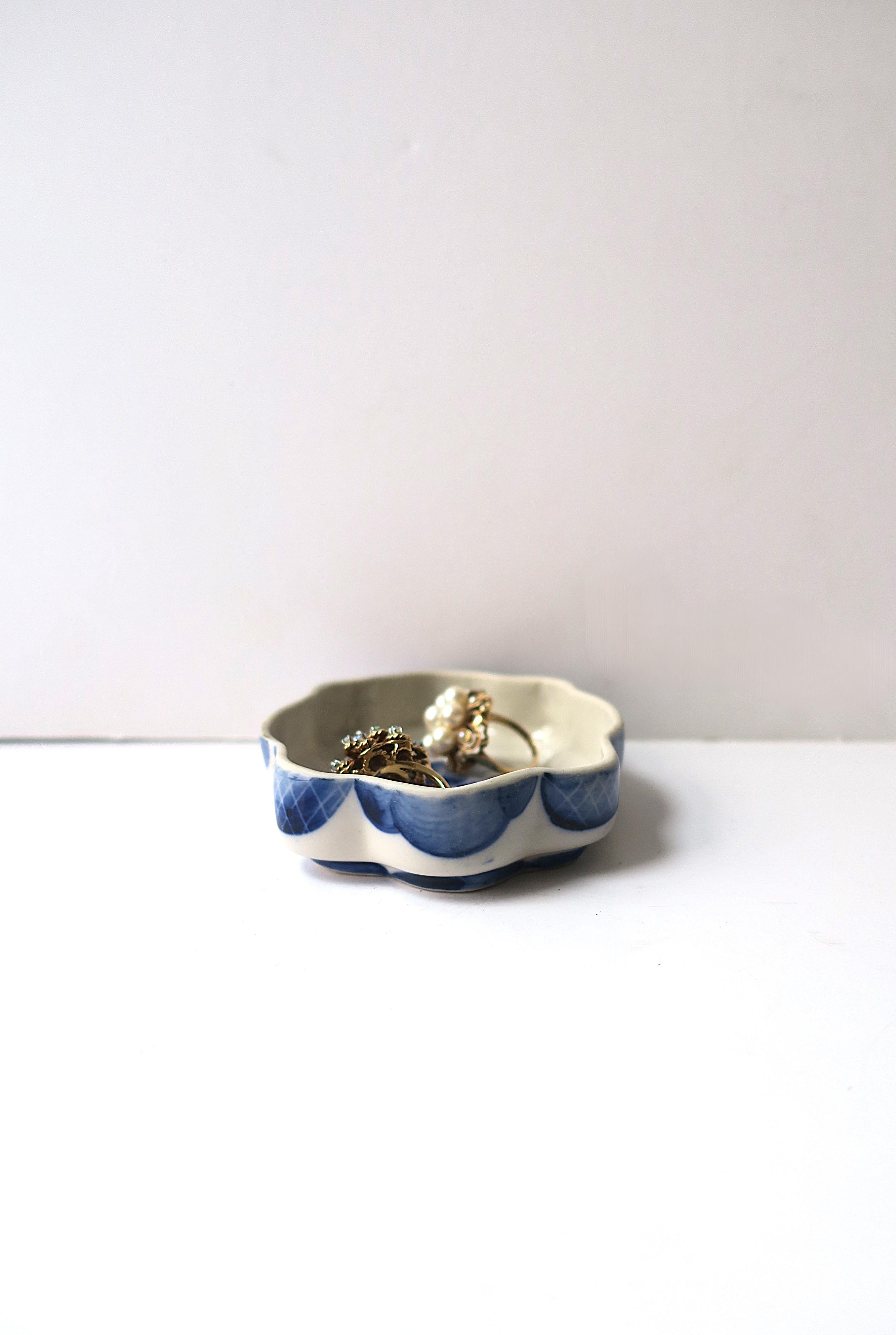 20th Century Blue and White Jewelry Dish For Sale