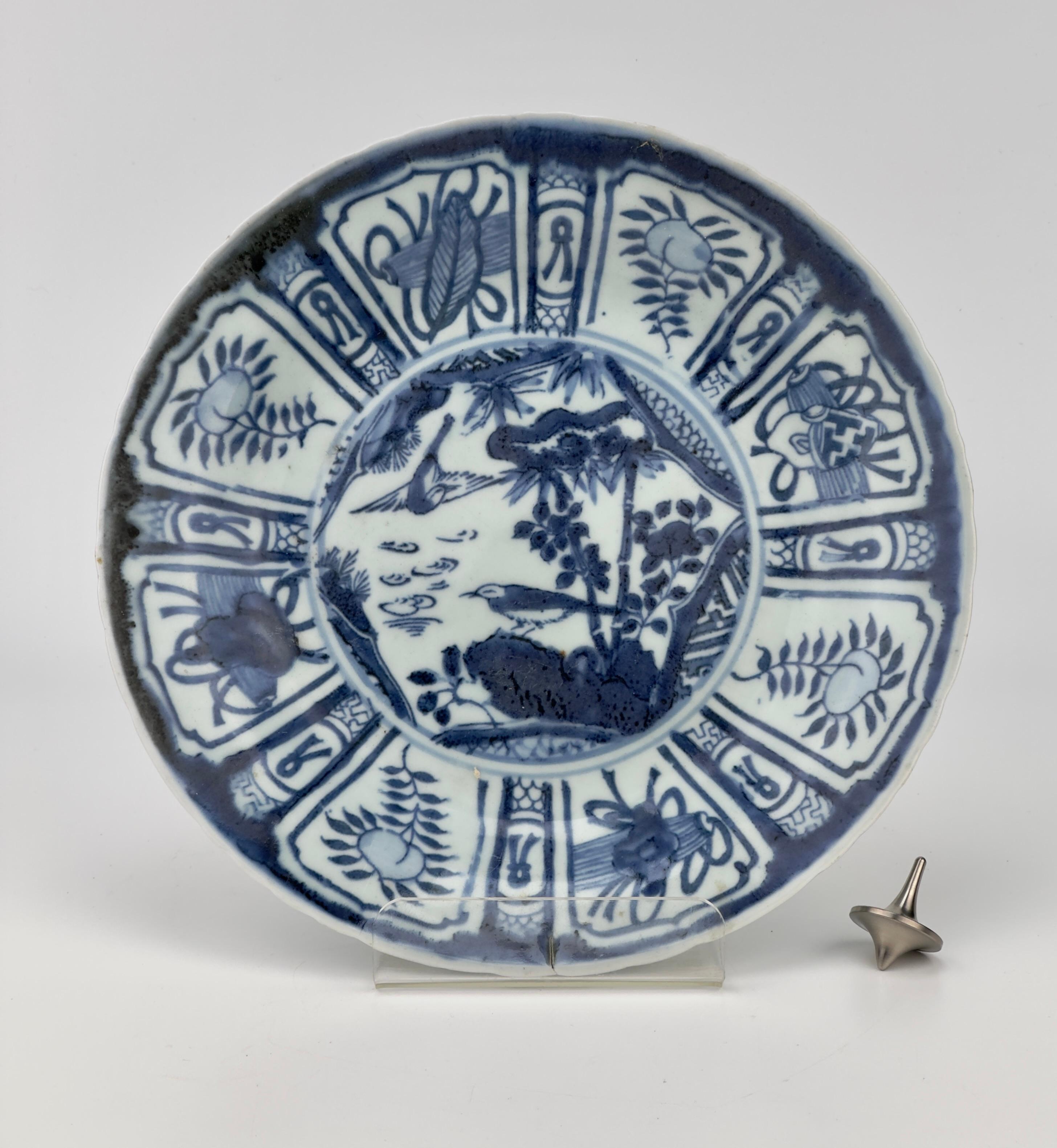 Blue And White Kraak Plate, Late Ming Dynasty For Sale 8