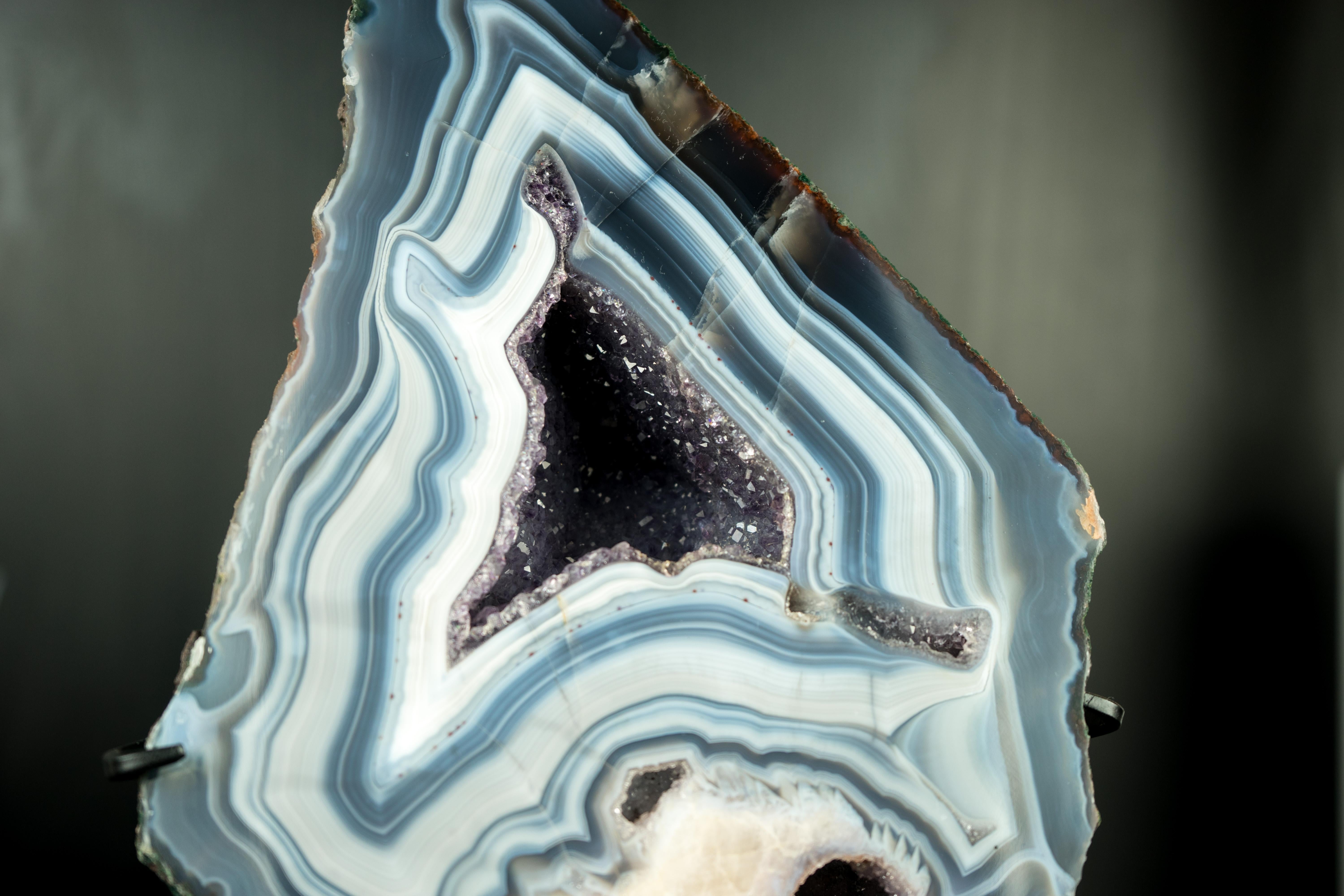 Blue and White Lace Agate Geode with Calcite Flower Inclusion: A Rare Agate For Sale 6