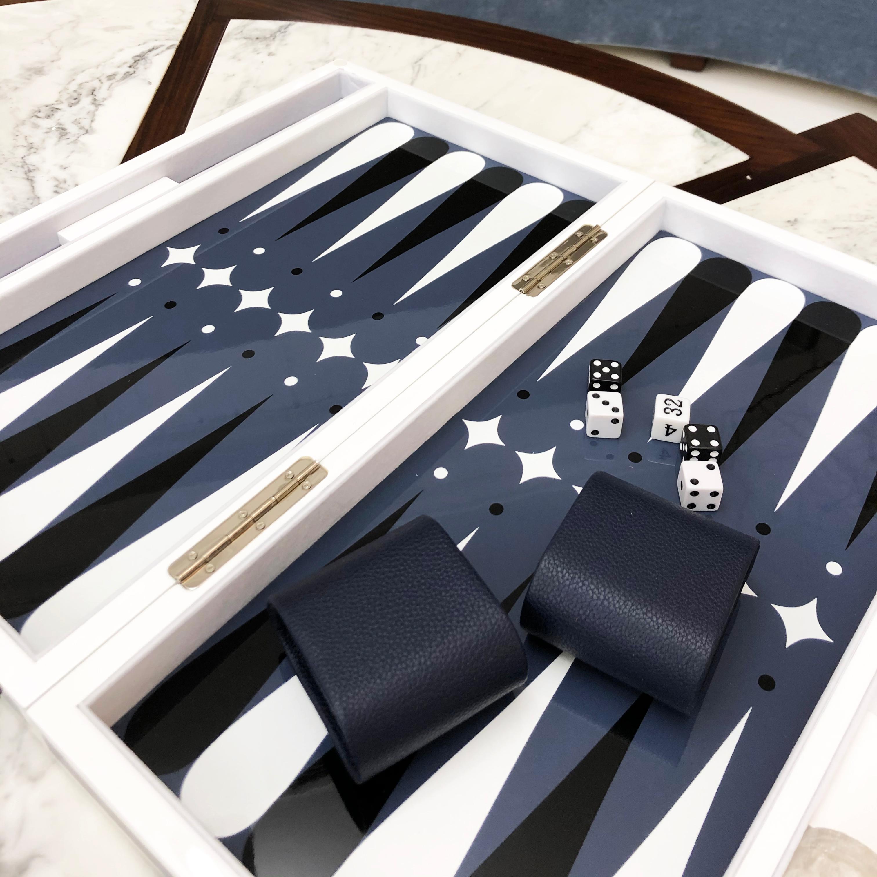 blue and white backgammon set