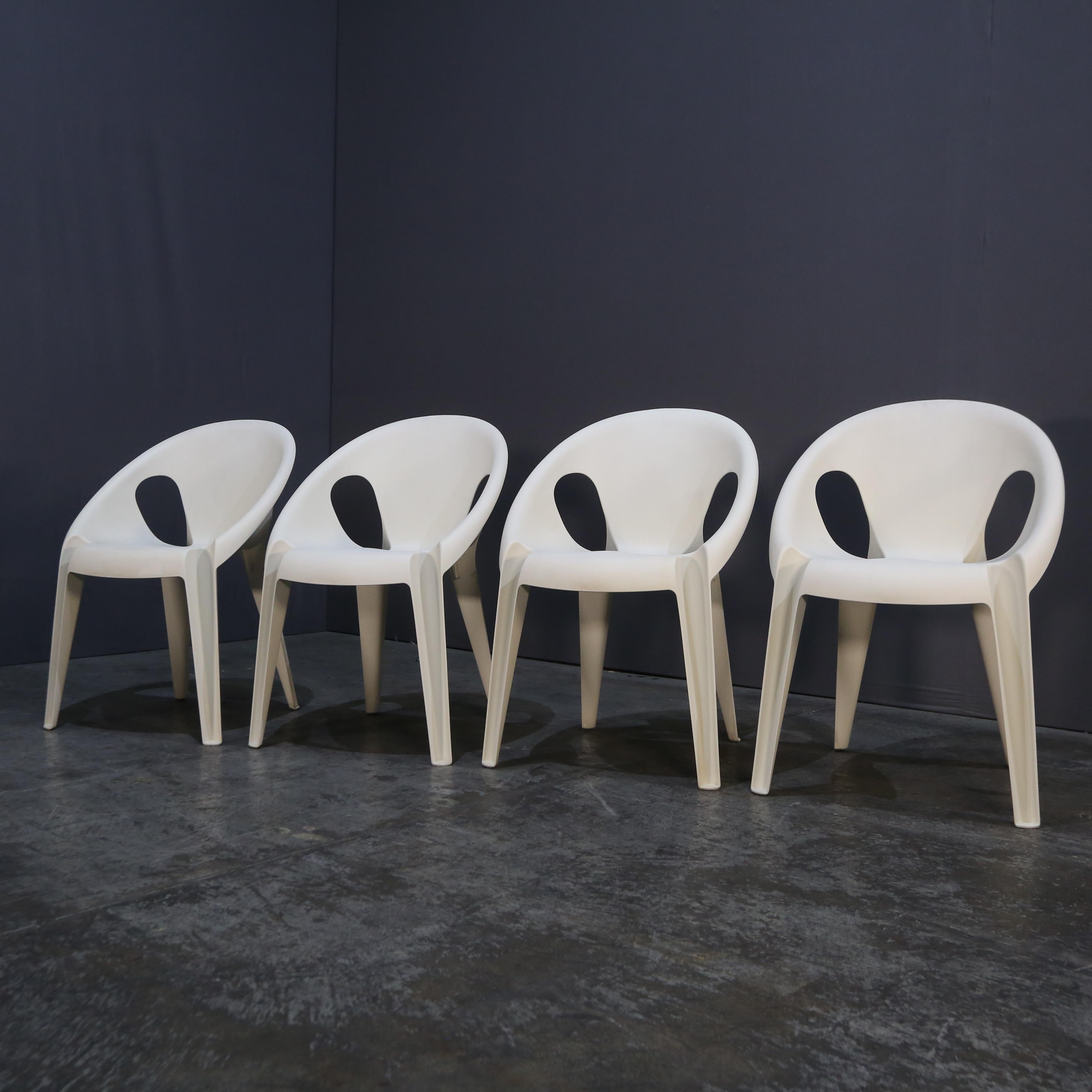 Chaises cloche Magis bleues et blanches de Konstantin Grcic, ensemble de huit en vente 1
