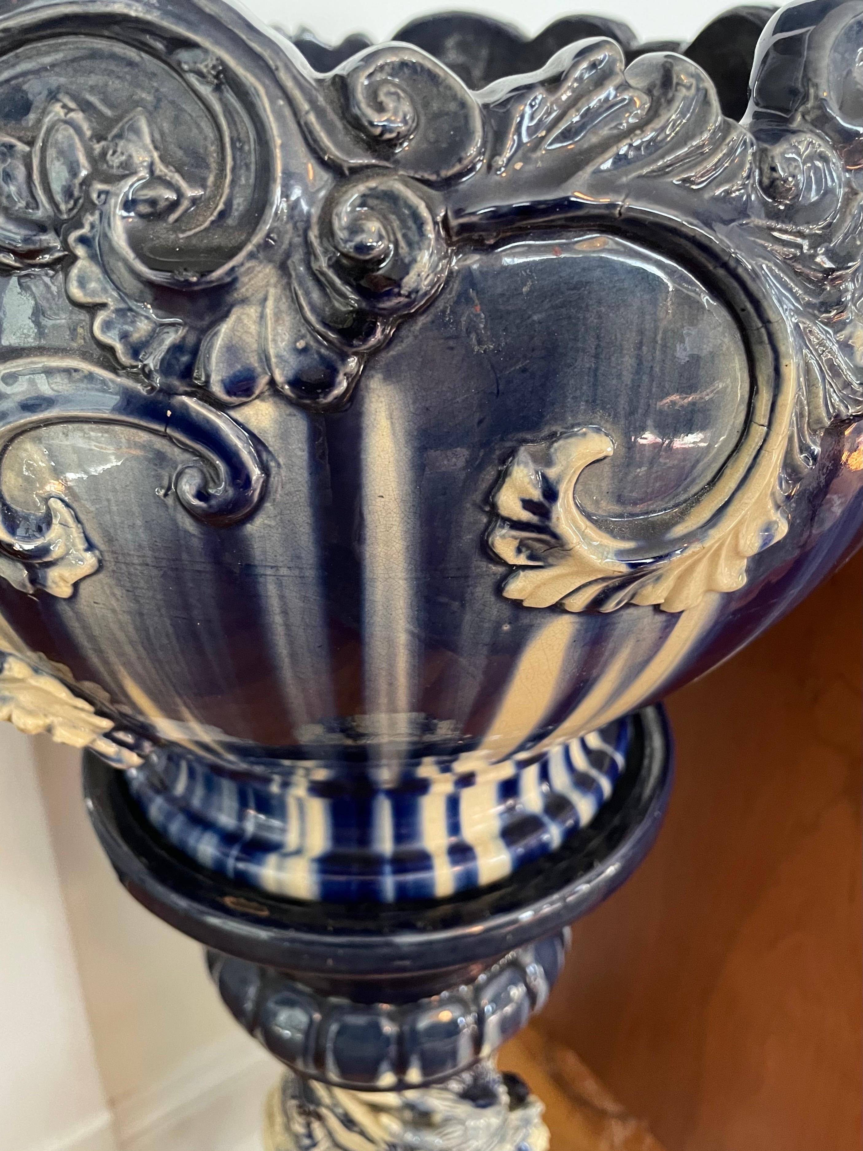 Blue and White Majolica Urn on Dragon Stand In Good Condition For Sale In W Allenhurst, NJ