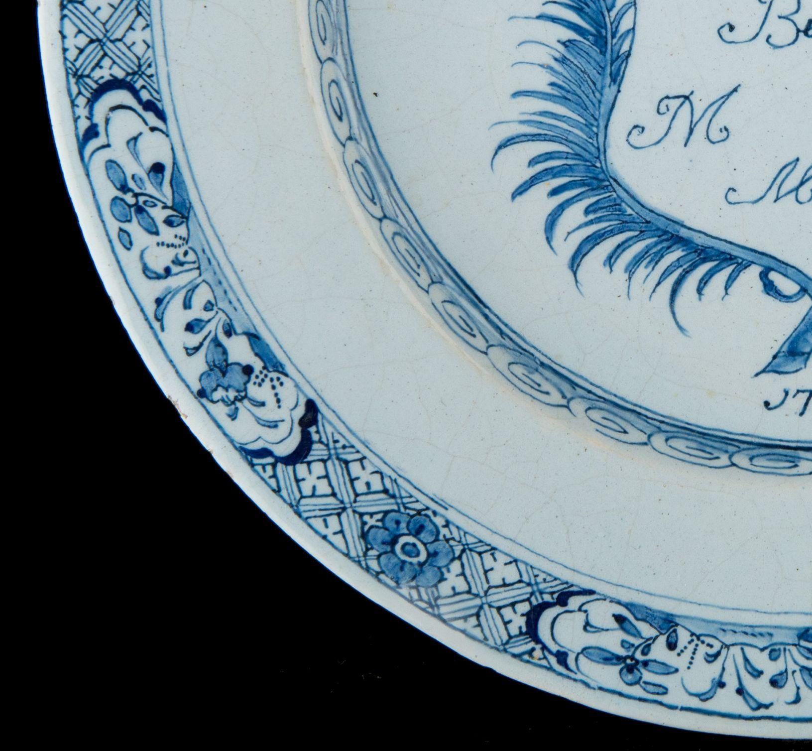 Blue and White Marriage Plate, Delft, Dated 1759 In Good Condition For Sale In Verviers, BE
