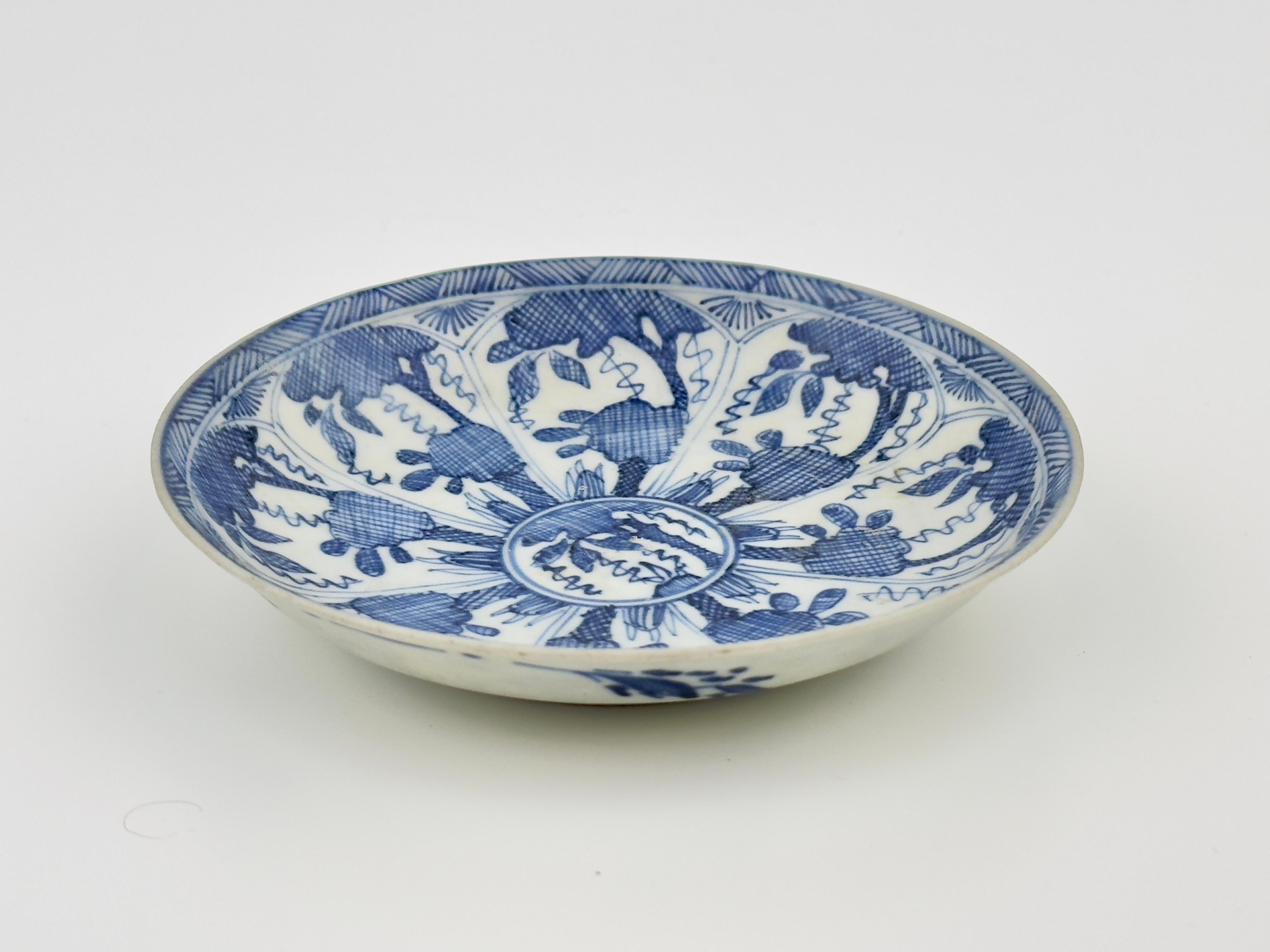 Glazed Blue and White Saucer, Qing Dynasty, Kangxi Era, Circa 1690 For Sale