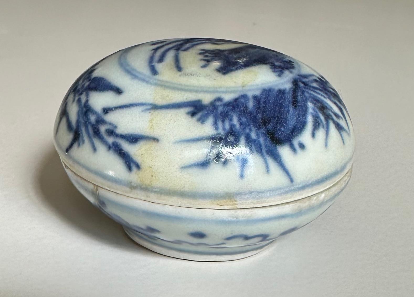 18th Century and Earlier Blue and White Porcelain Box from the Hatcher Cargo