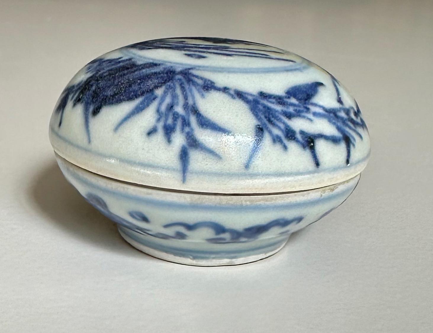 Blue and White Porcelain Box from the Hatcher Cargo 1