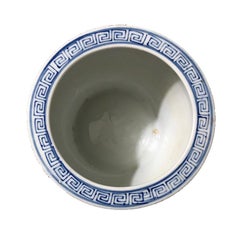 Pot ou vase jardinière en céramique bleu et blanc Chinoiserie