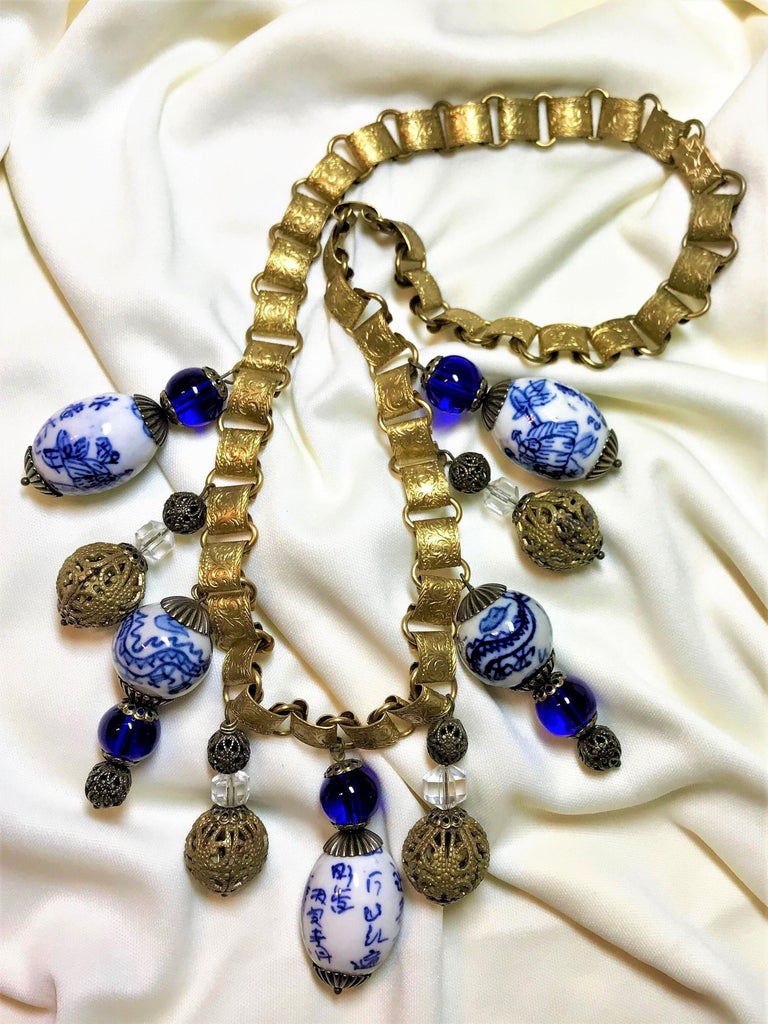 Blue and White Porcelain Chinese Bead and Brass Bookchain Necklace For Sale at 1stdibs