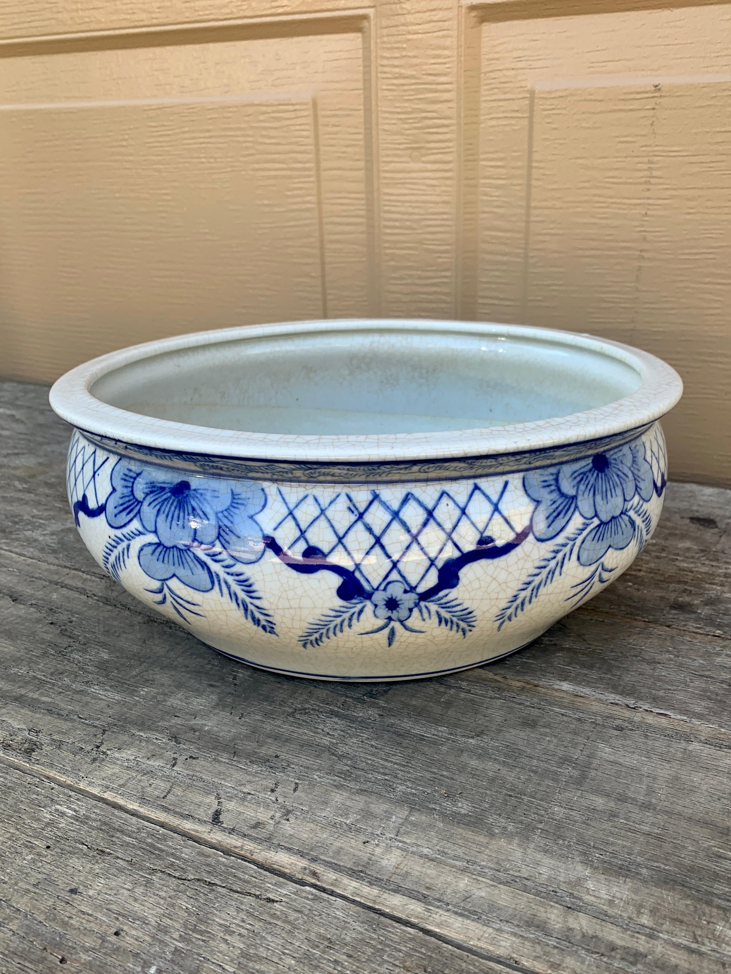 American Blue and White Porcelain Chinoiserie Planter