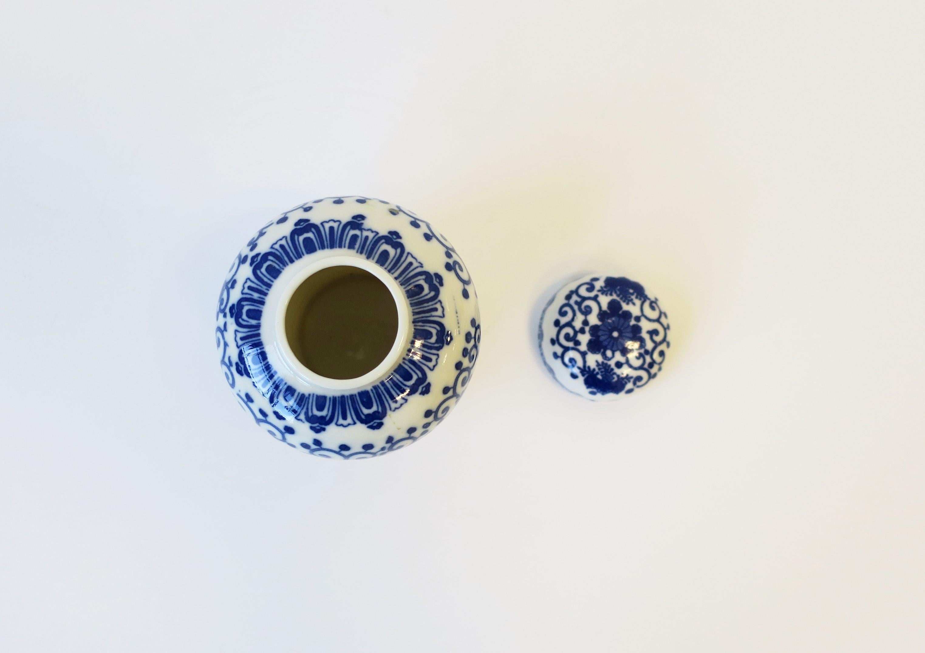 Blue and White Porcelain Japanese Ginger Jars, Set 3