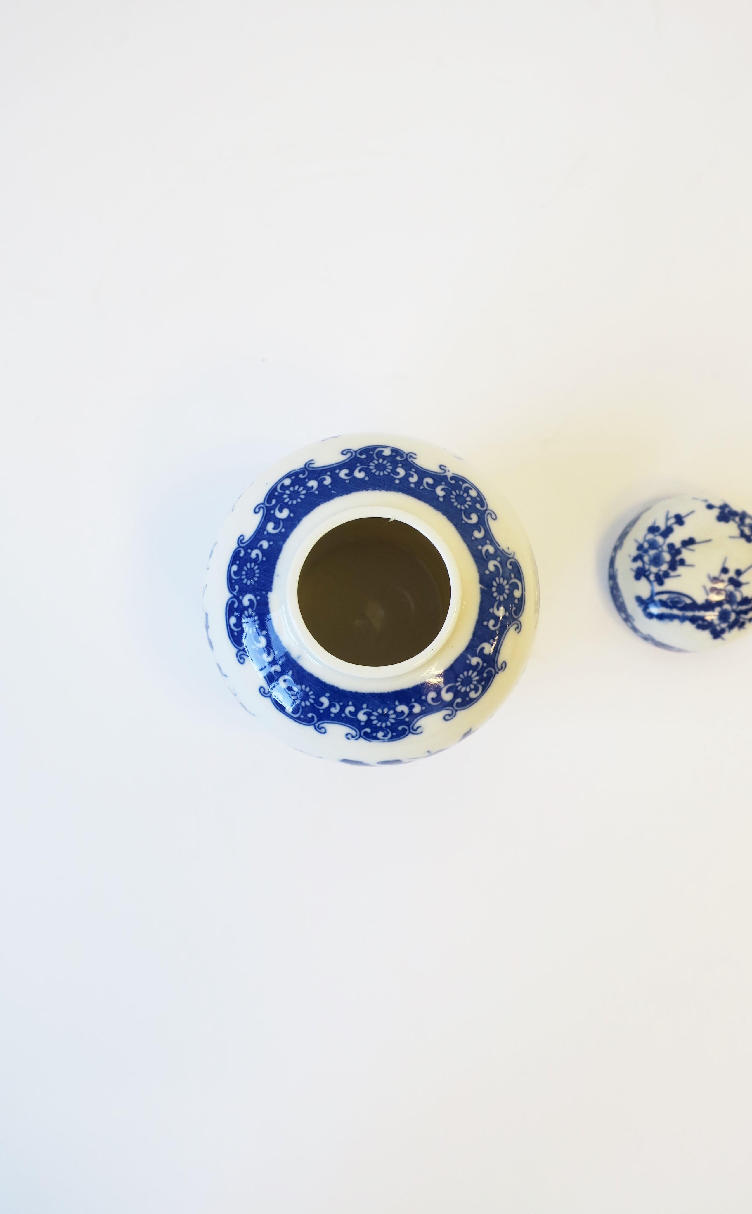 Blue and White Porcelain Japanese Ginger Jars, Set 9