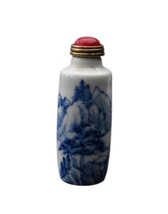 Blue And White Porcelain Snuff Bottle – Early 20th Century