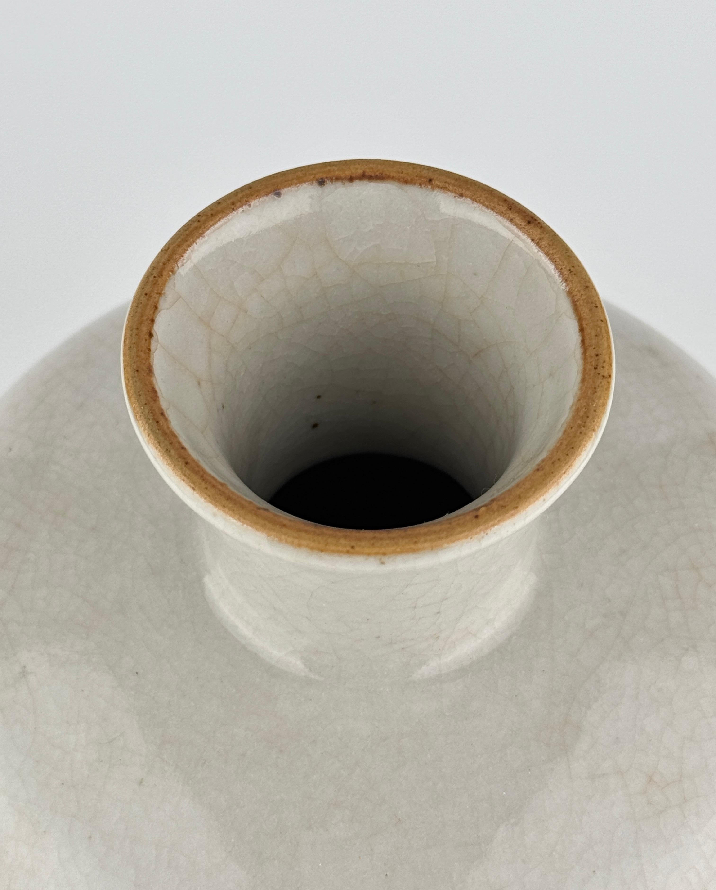 Vaso in porcellana blu e bianca con figure, 19-20° secolo in vendita 3