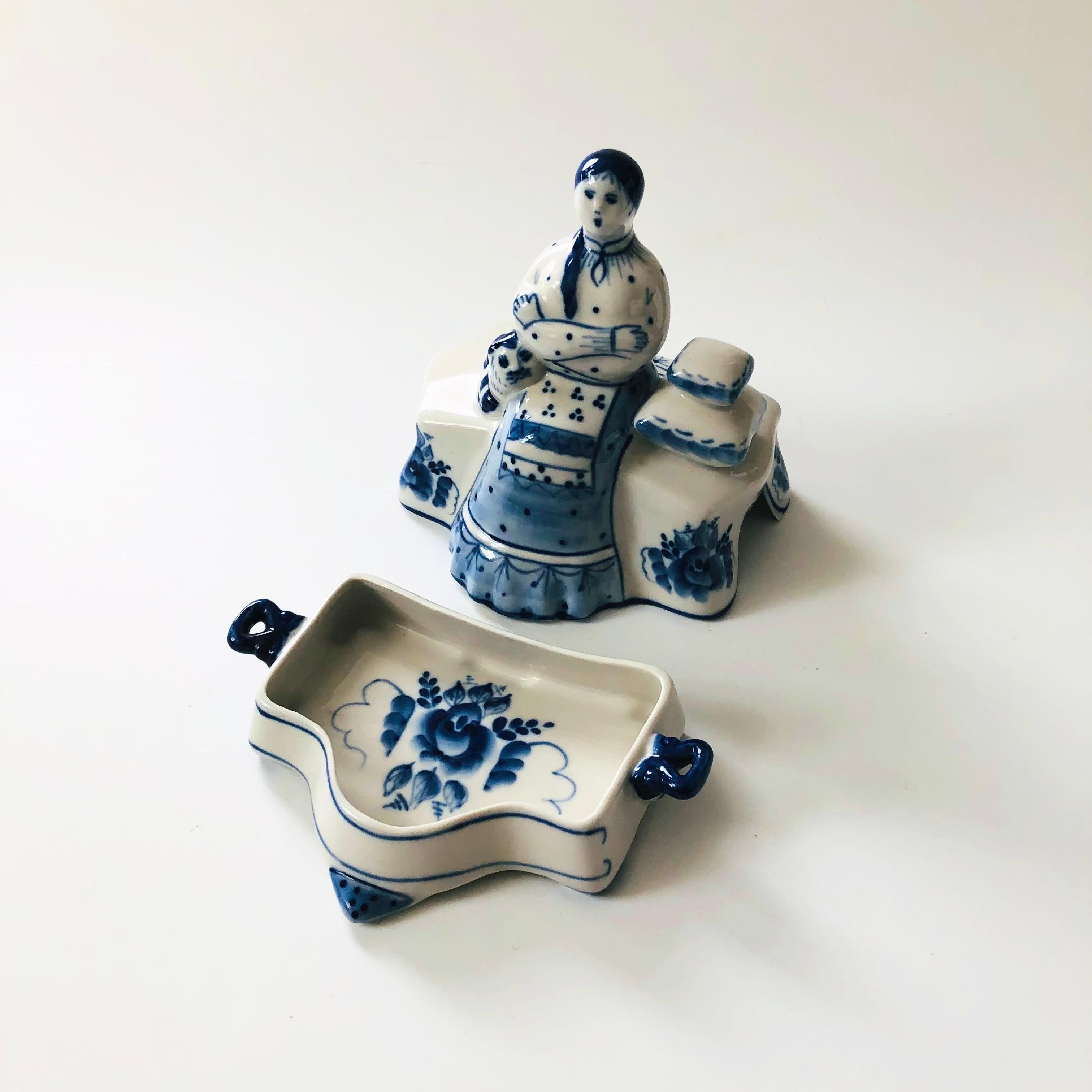 Blue and White Porcelain Woman Butter Dish 4
