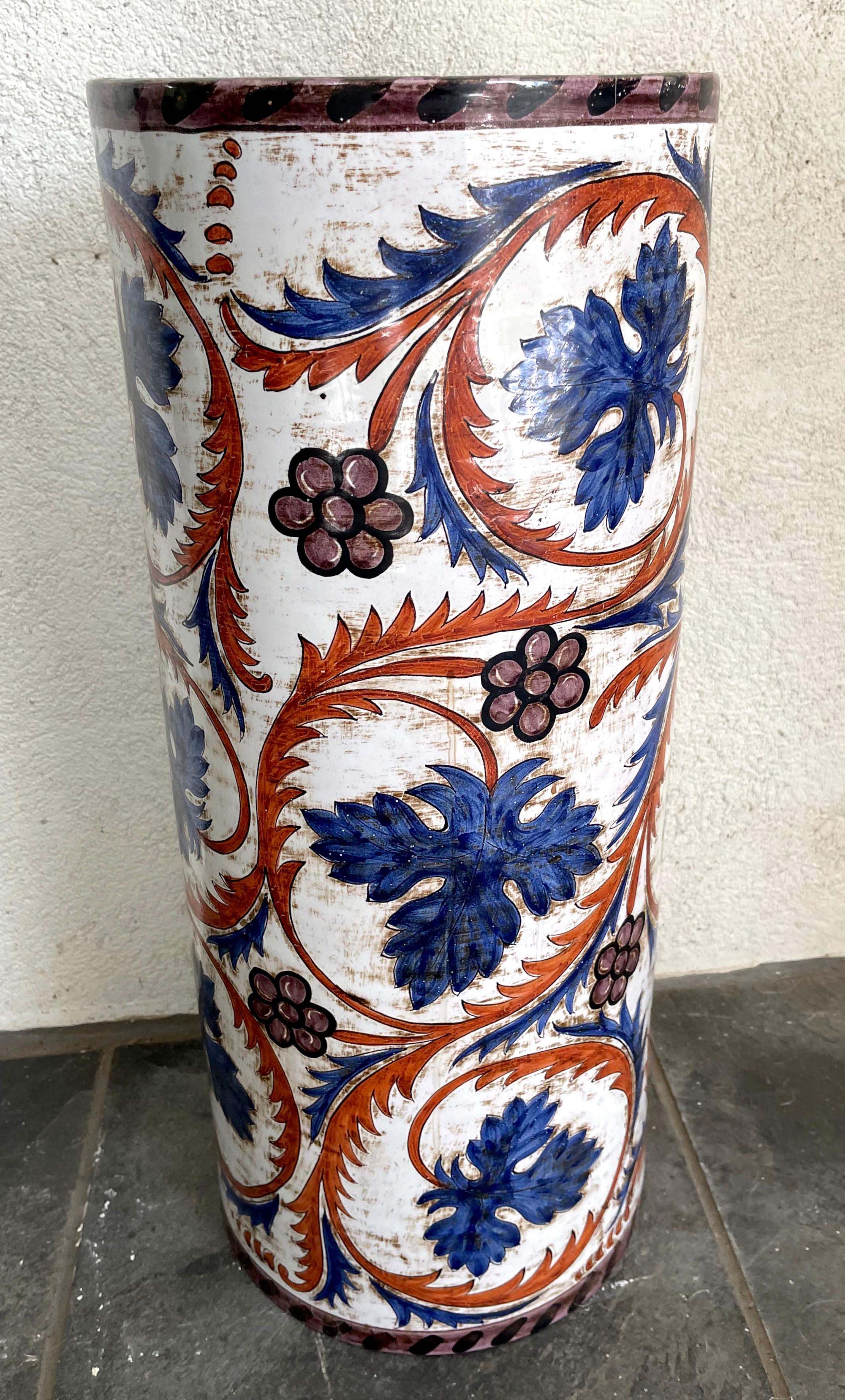 Blue and White, Purple and Iron Red Foliate Umbrella Stand In Good Condition For Sale In New York, NY
