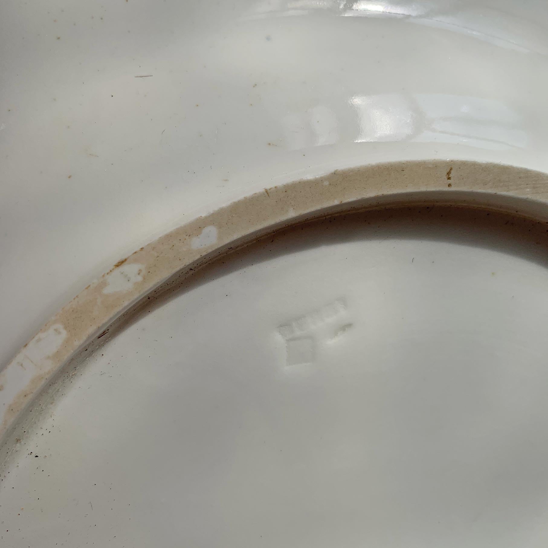 Plato con Patrón de Muestras Azul y Blanco S. XIX Derby Inglaterra Cerámico en venta