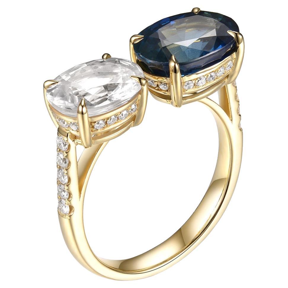 6.27 Carat Blue and White Sapphire Toi Et Moi Diamond Ring 18 Karat Yellow Gold