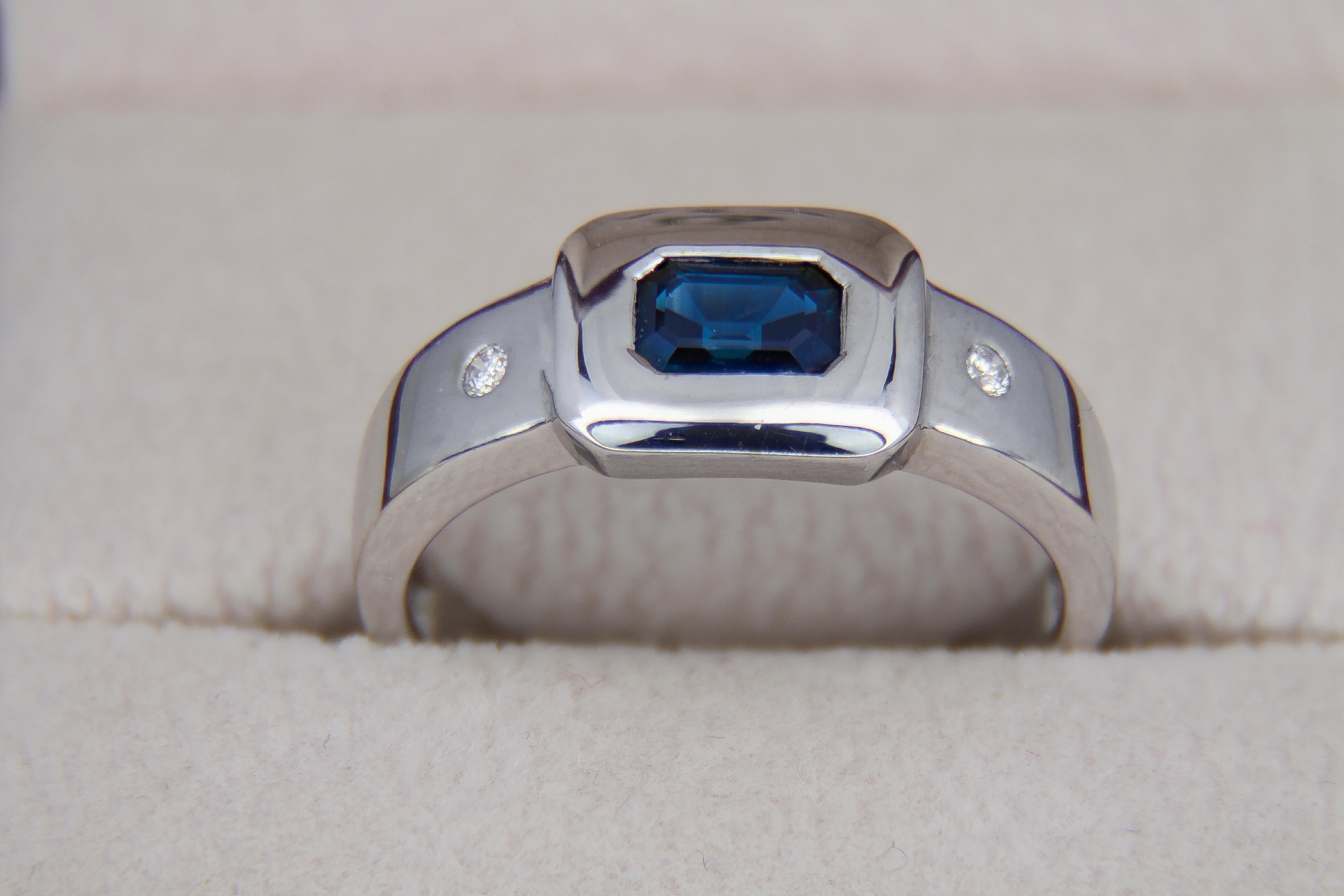 For Sale:  Blue and White Sapphires 14k Gold Ring, Blue Sapphire Ring, Sapphire Gold Ring 5