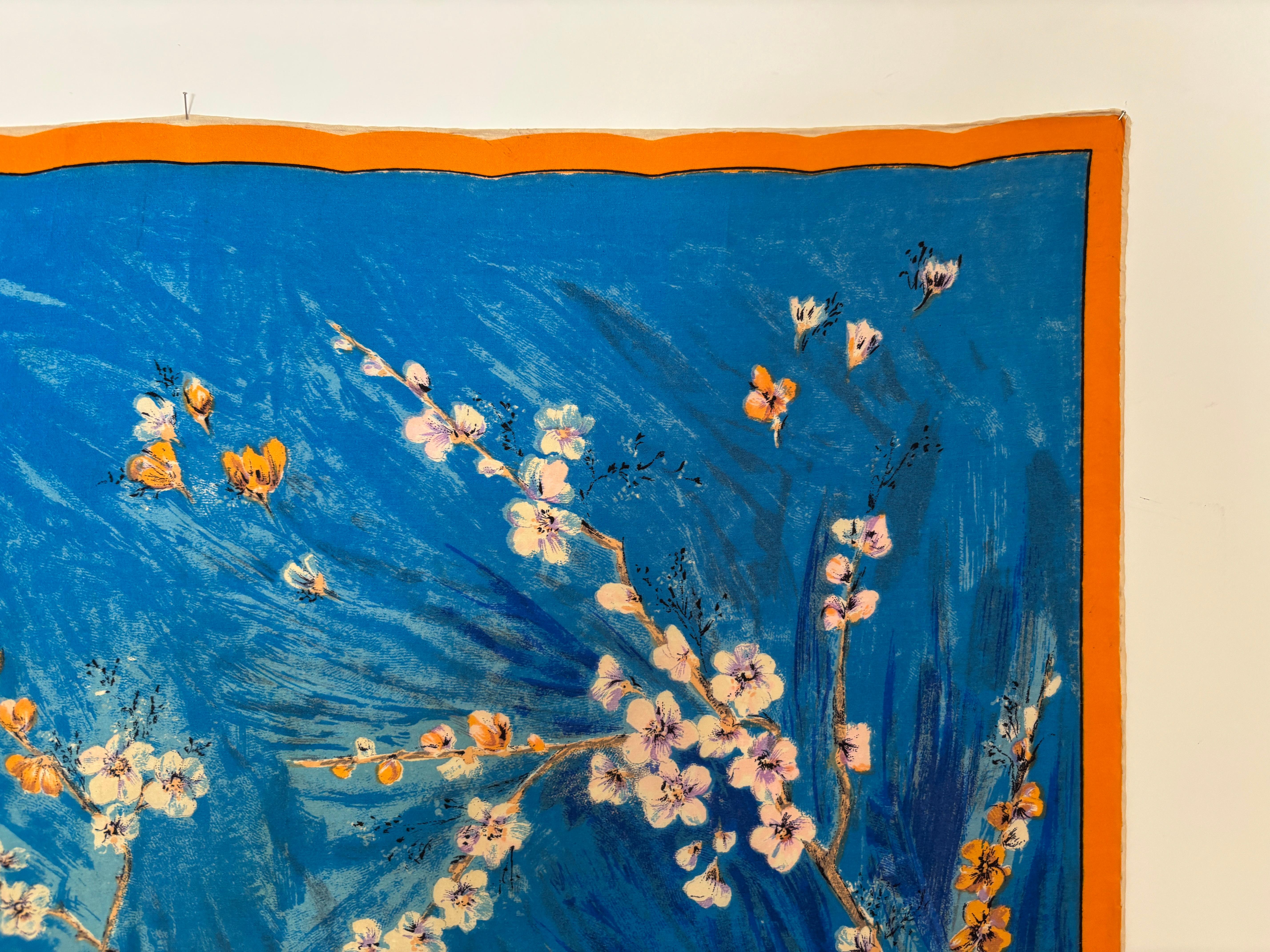 Sciarpa di seta blu e bianca con l'iconico dipinto di Vincent van Gogh sui fiori di mandorlo in vendita 9