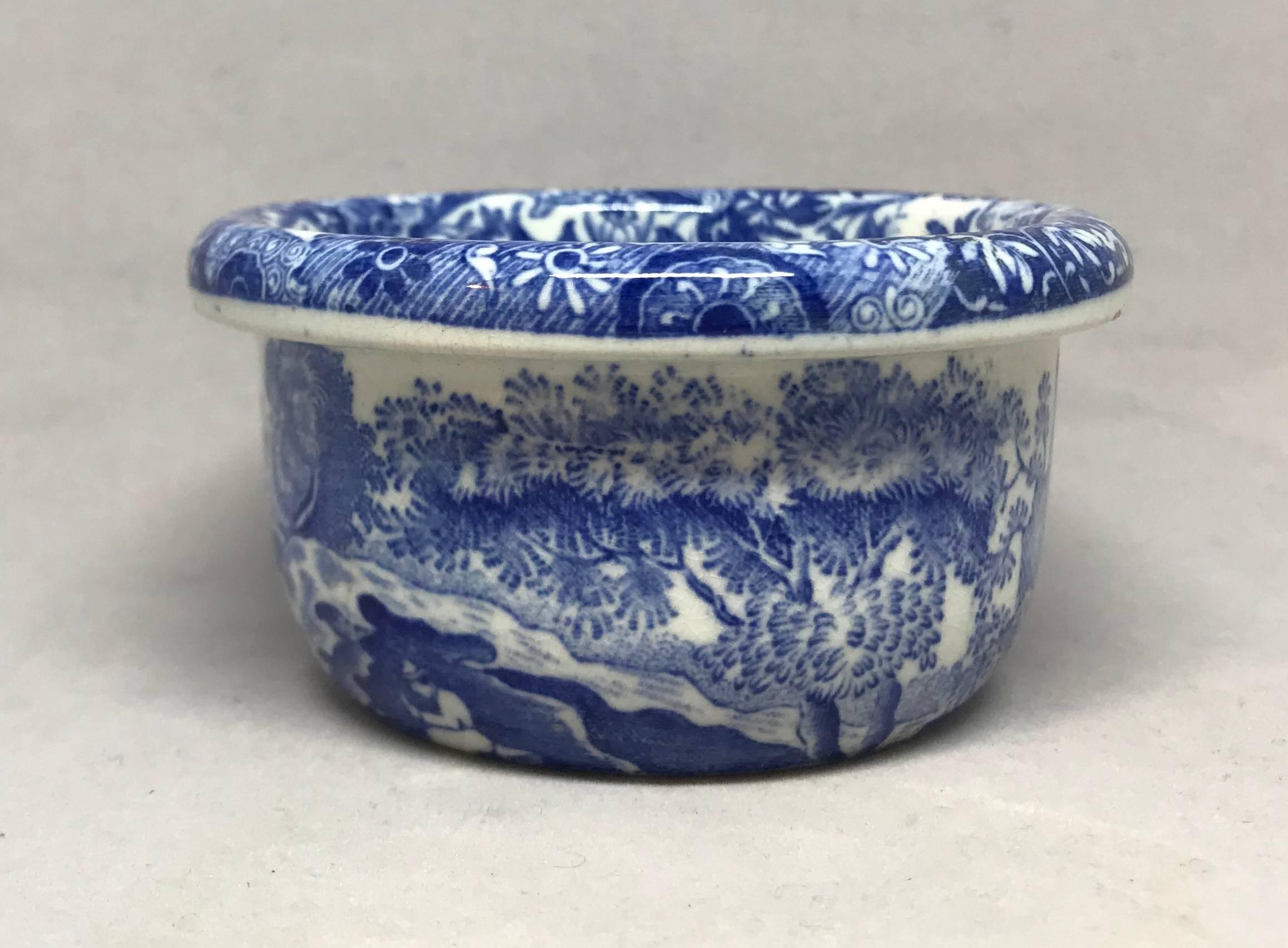 Blue and White Spode Covered Butter Dish In Excellent Condition In New York, NY
