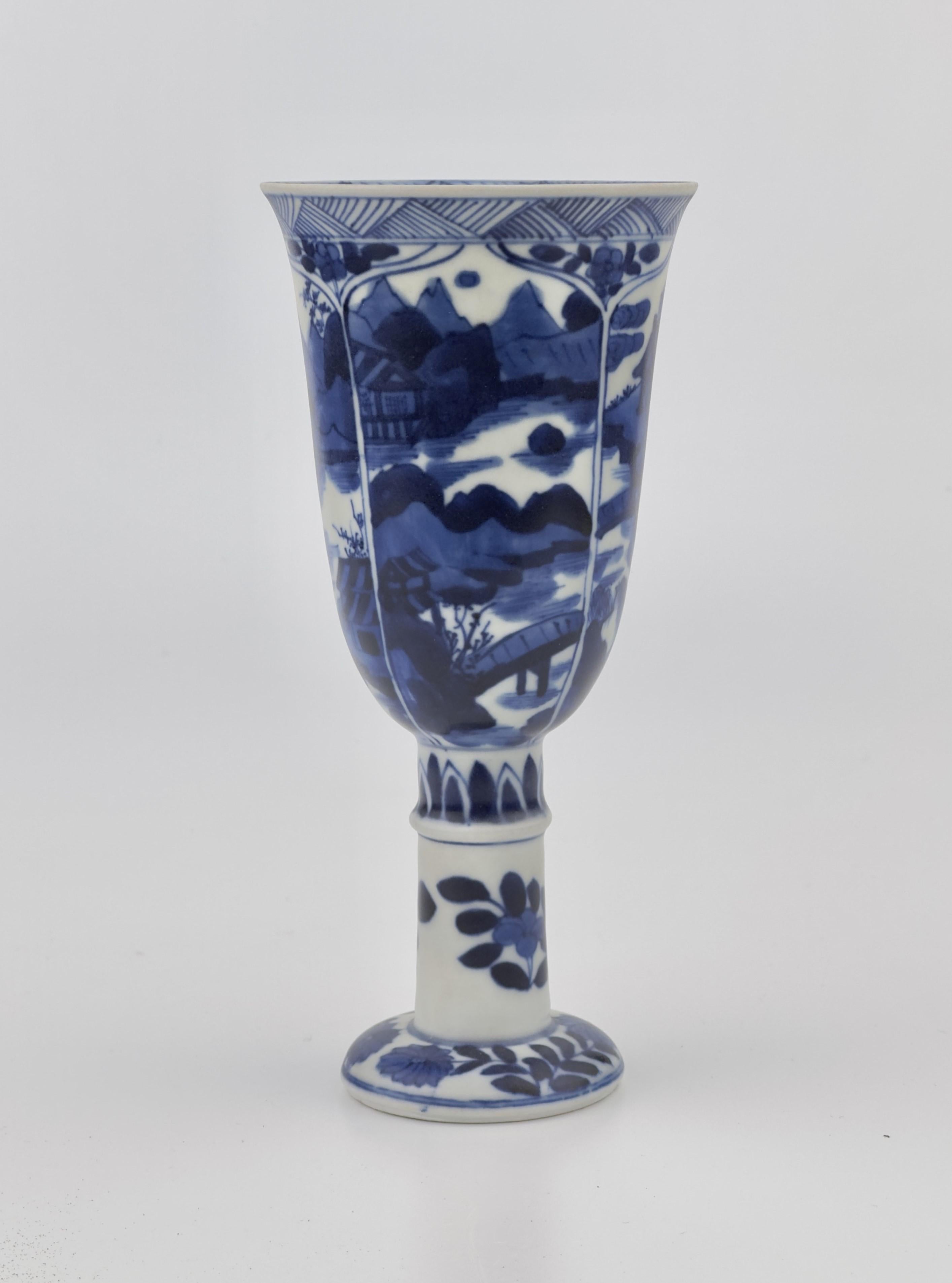 Chinese Blue and White Stemcup, Qing Dynasty, Kangxi Era, circa 1690 For Sale
