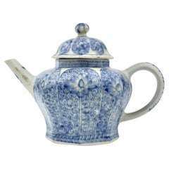 Used Blue and White Teapot Circa 1725, Qing Dynasty, Yongzheng Reign