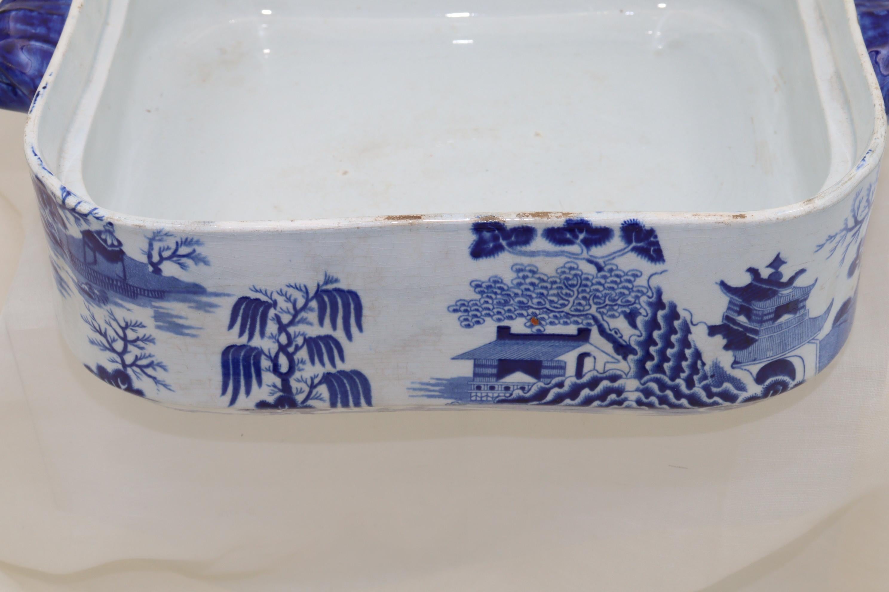 Blue and white tureen att. to Turner's of Lane End For Sale 1