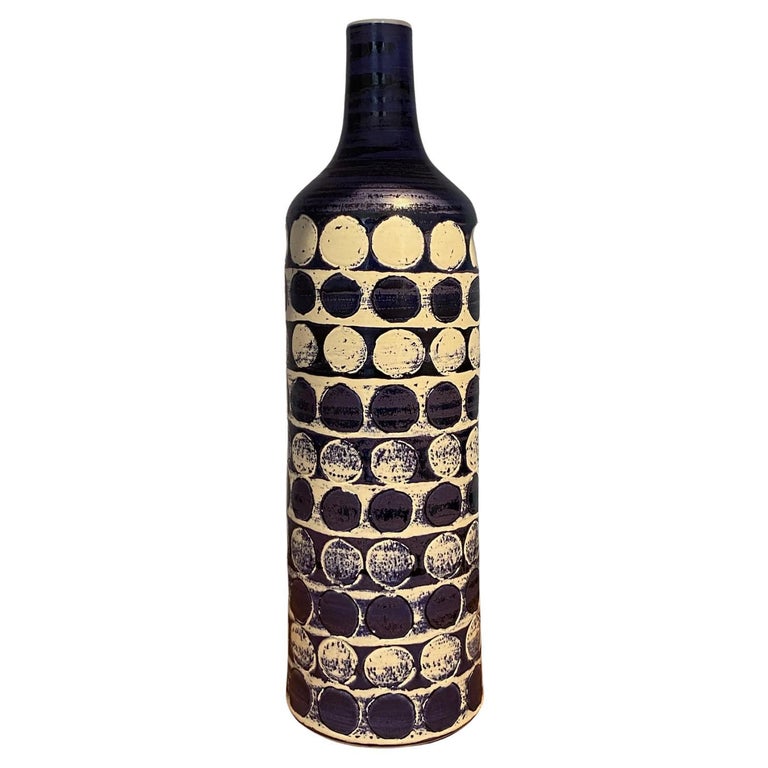 Blue and White Vase For Sale at 1stDibs