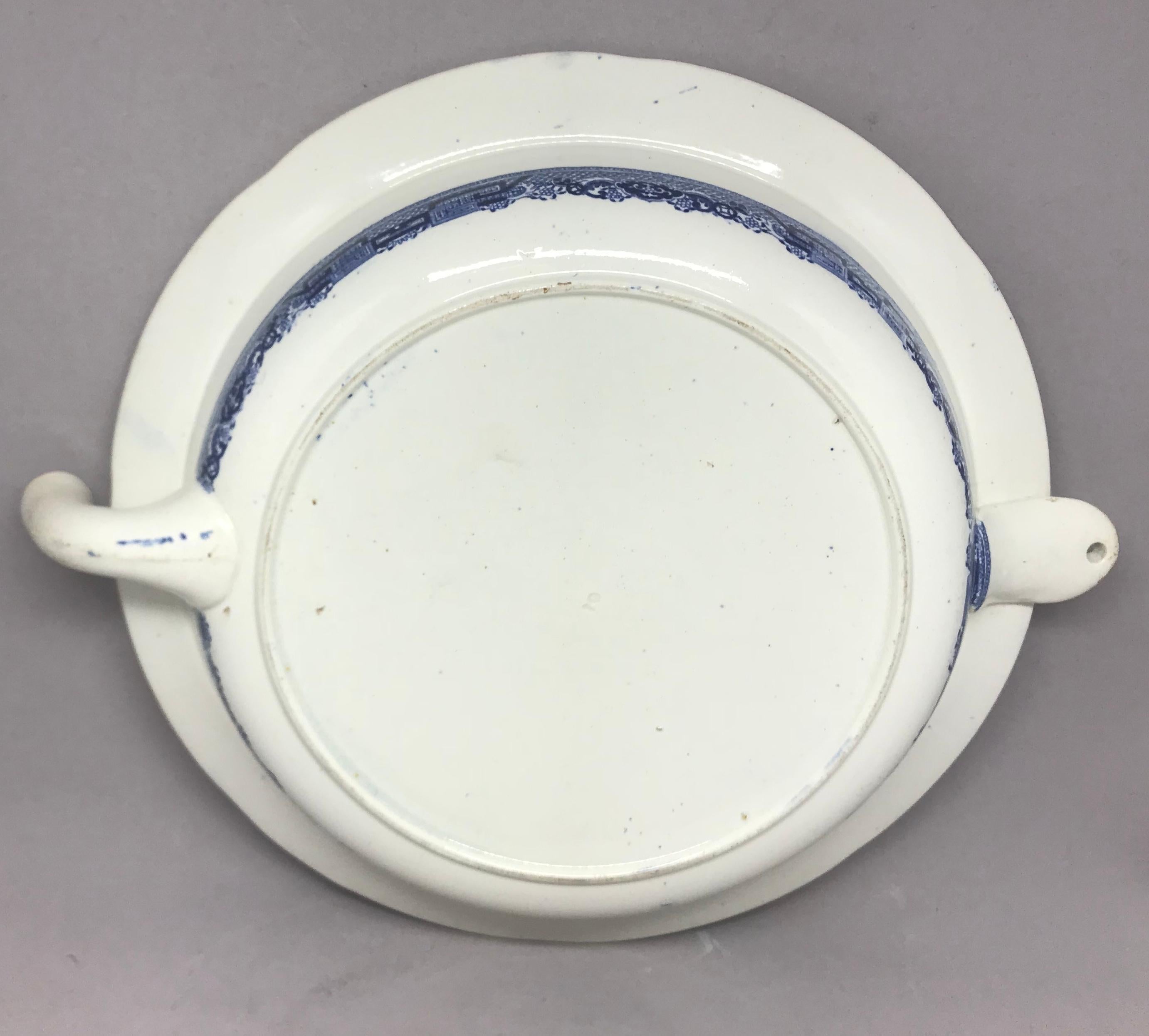 19th Century Blue and White Willow Pattern Warming Dish For Sale