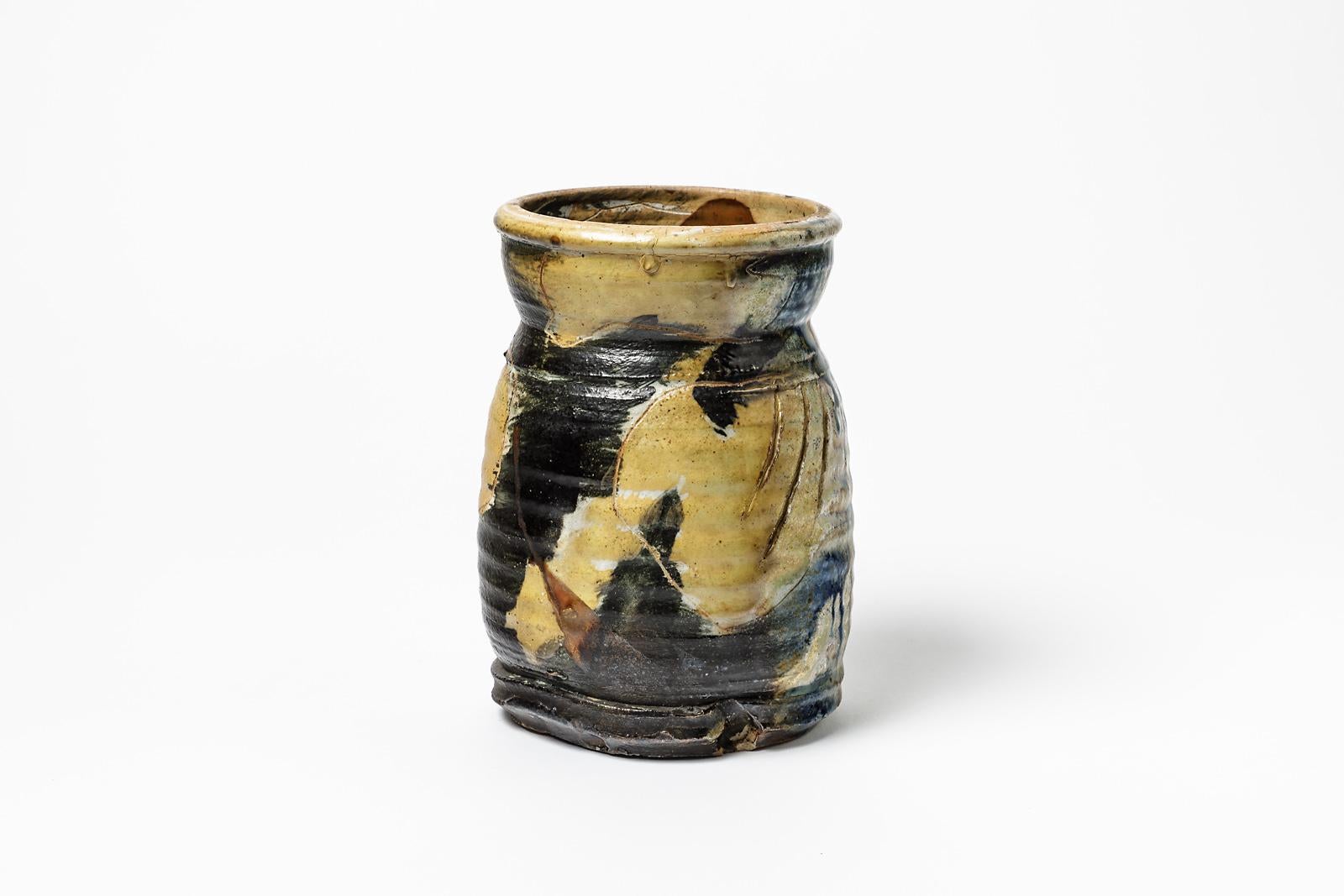 Josette Miquel

Original abstract stoneware ceramic vase

Blue and yellow abstract ceramic glazes colors

Signed under the base

Original perfect conditions

Realised circa 1980 

Measures: Height: 20cm, large: 15cm.