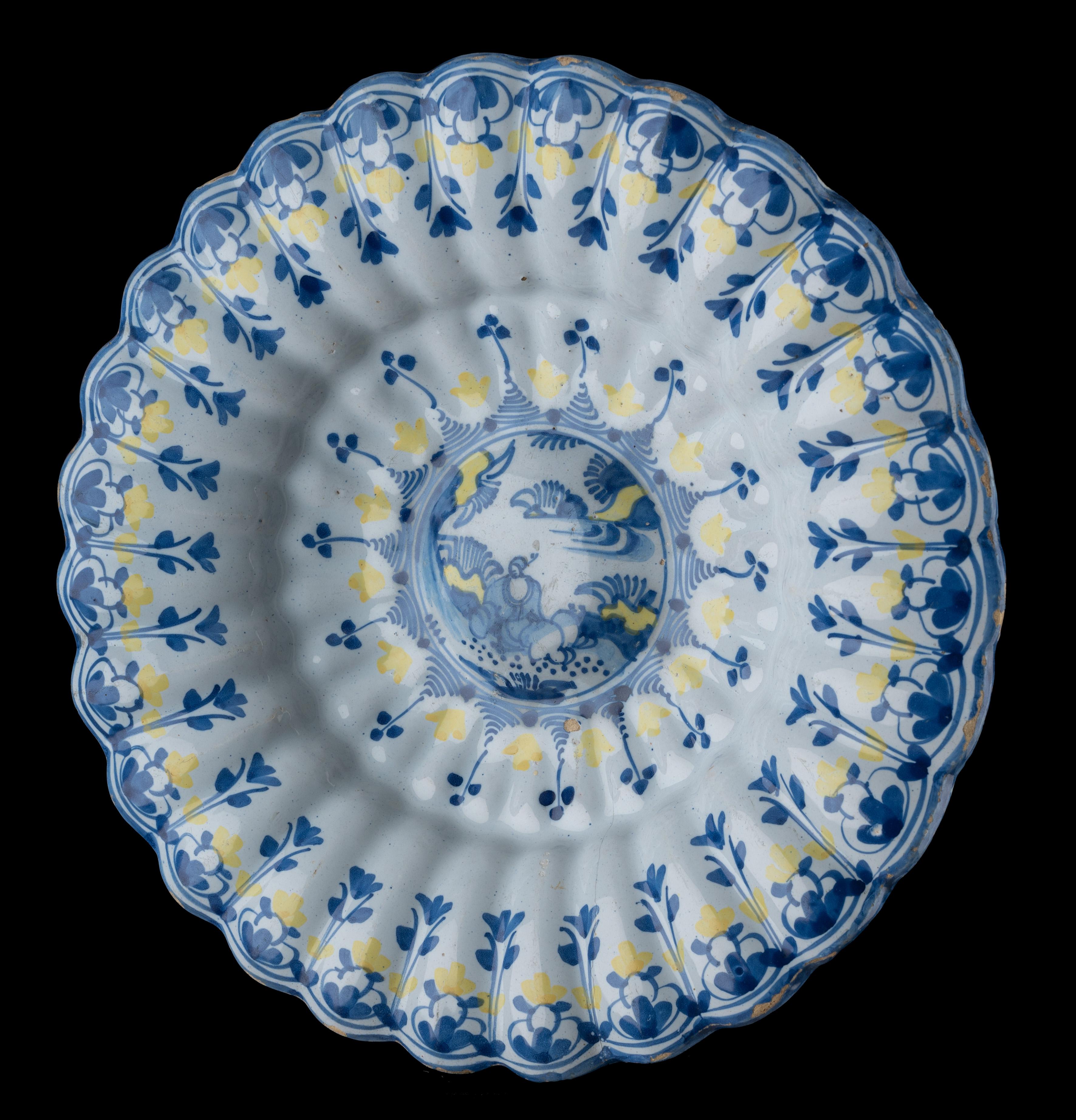 Ceramic Blue and Yellow Chinoiserie Lobed Dish, Delft, 1680-1700 For Sale
