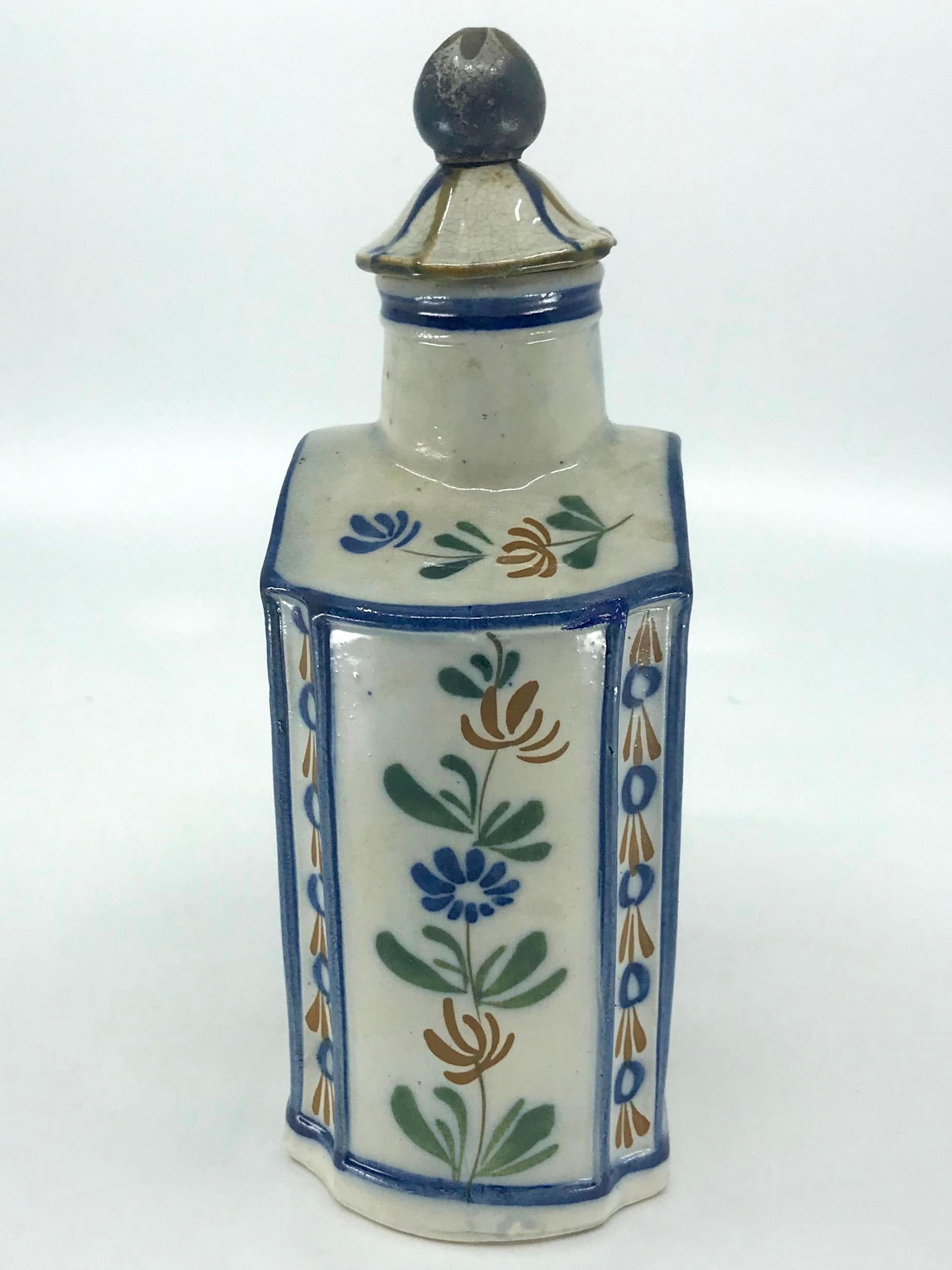 Glazed Blue and Yellow Chinoiserie Tea Caddy For Sale