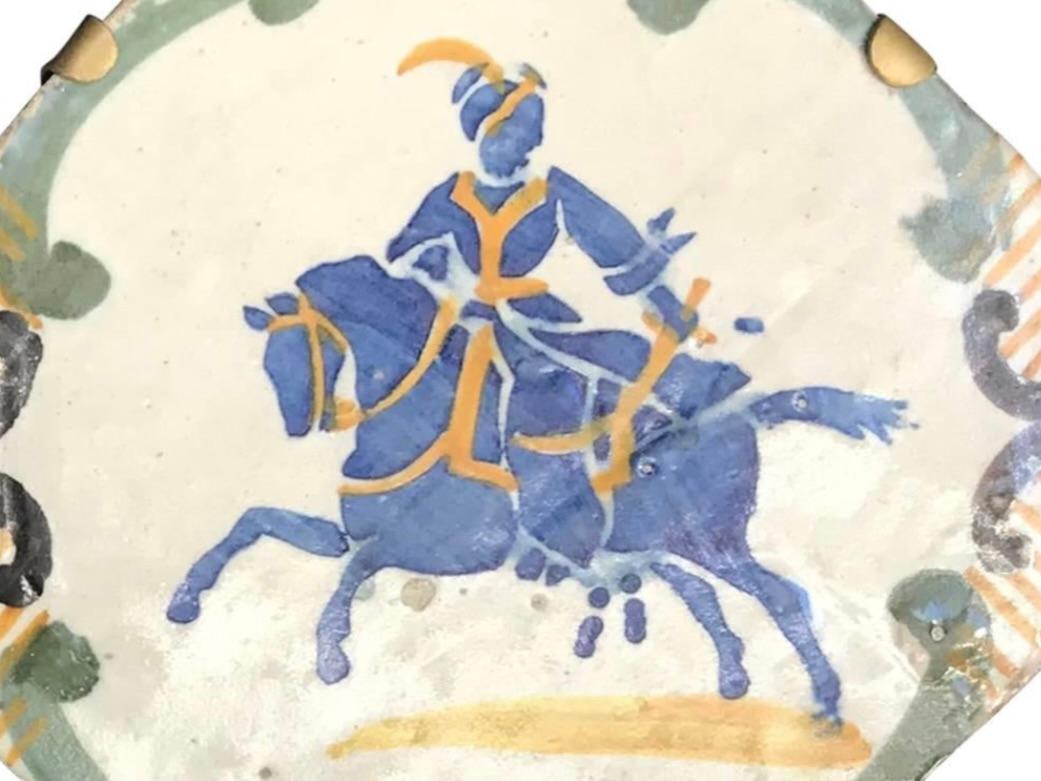 Napoleone III Piastrella equestre napoletana blu e gialla in vendita