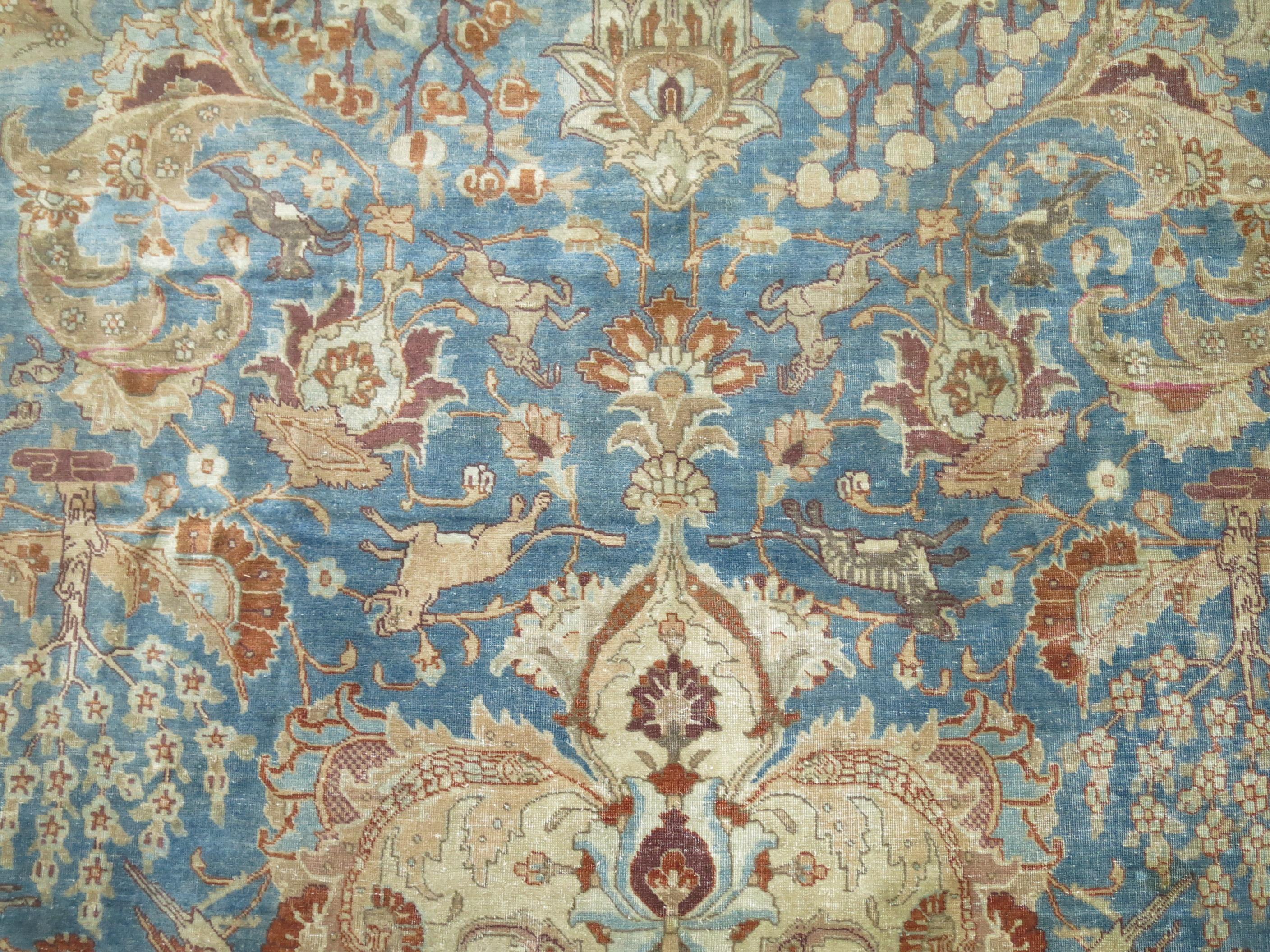 Tappeto Zabihi Collection Blue Animal Pictorial Antique Persian Tabriz In condizioni buone in vendita a New York, NY