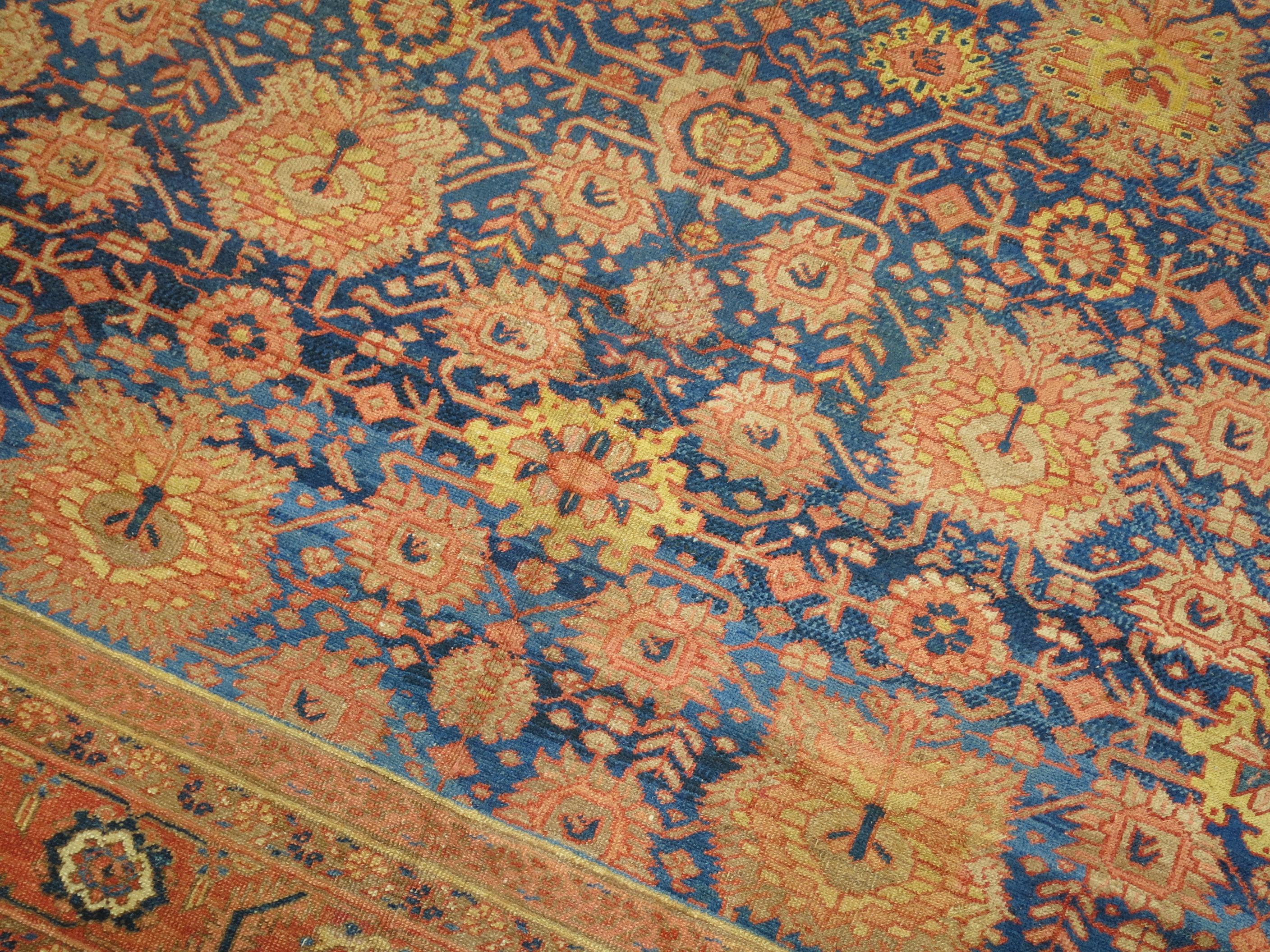 Blaublauer antiker persischer Bakshaish Oversize-Teppich in Übergröße (Wolle) im Angebot